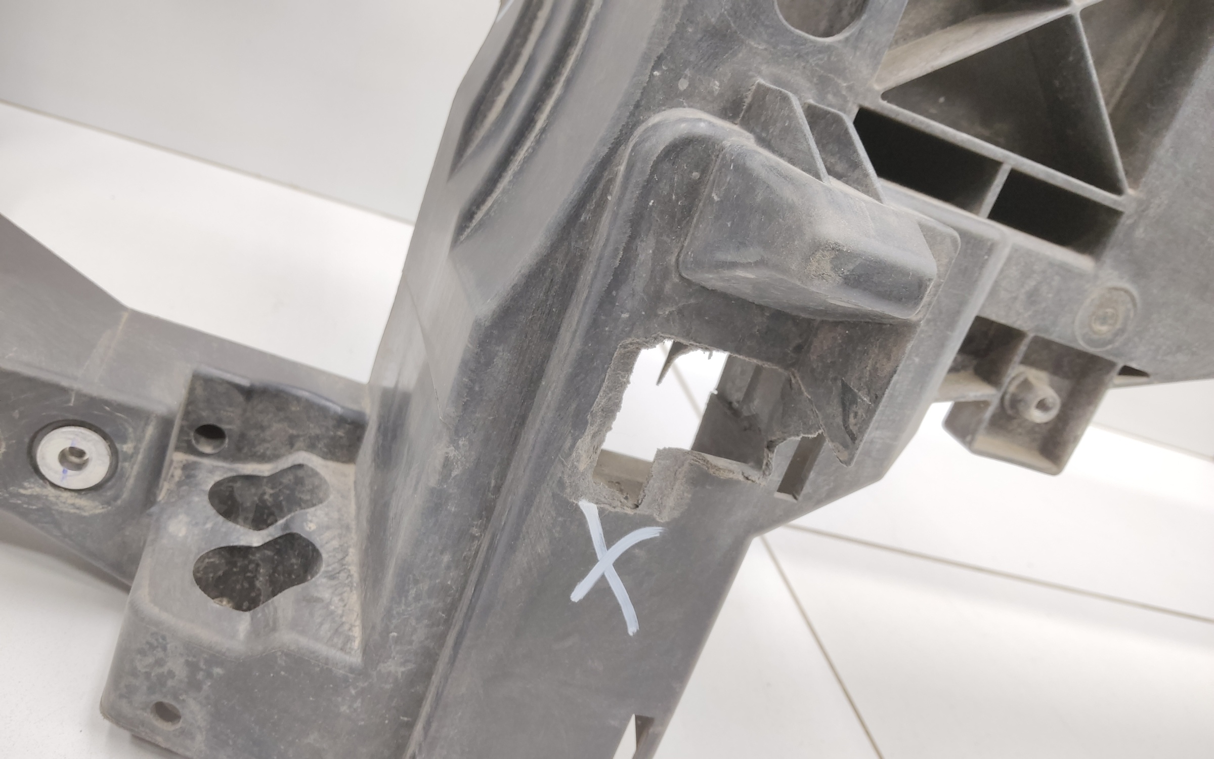 Панель передняя Geely Tugella