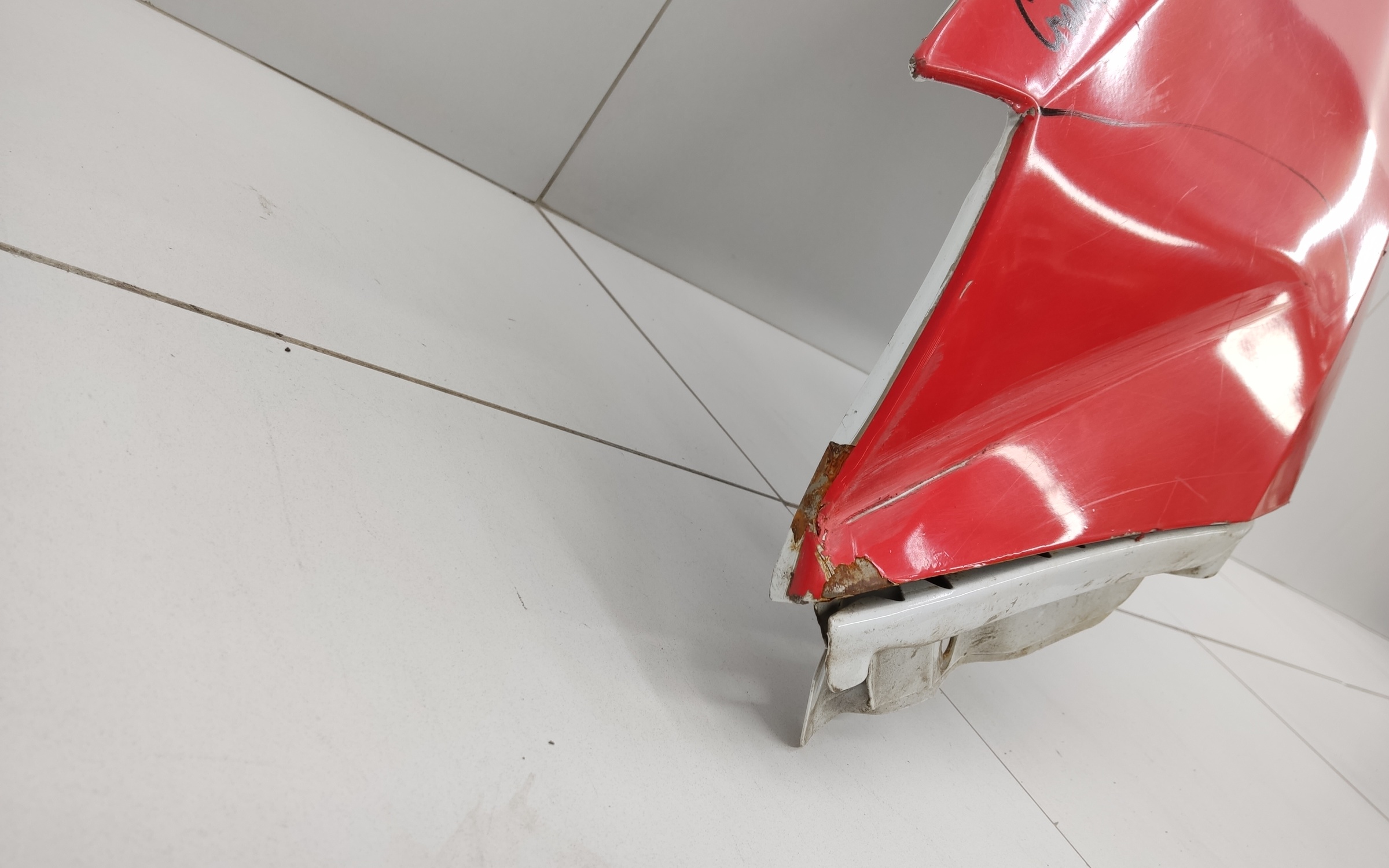 Крыло переднее левое Lada Granta 1 Restail без повторителя