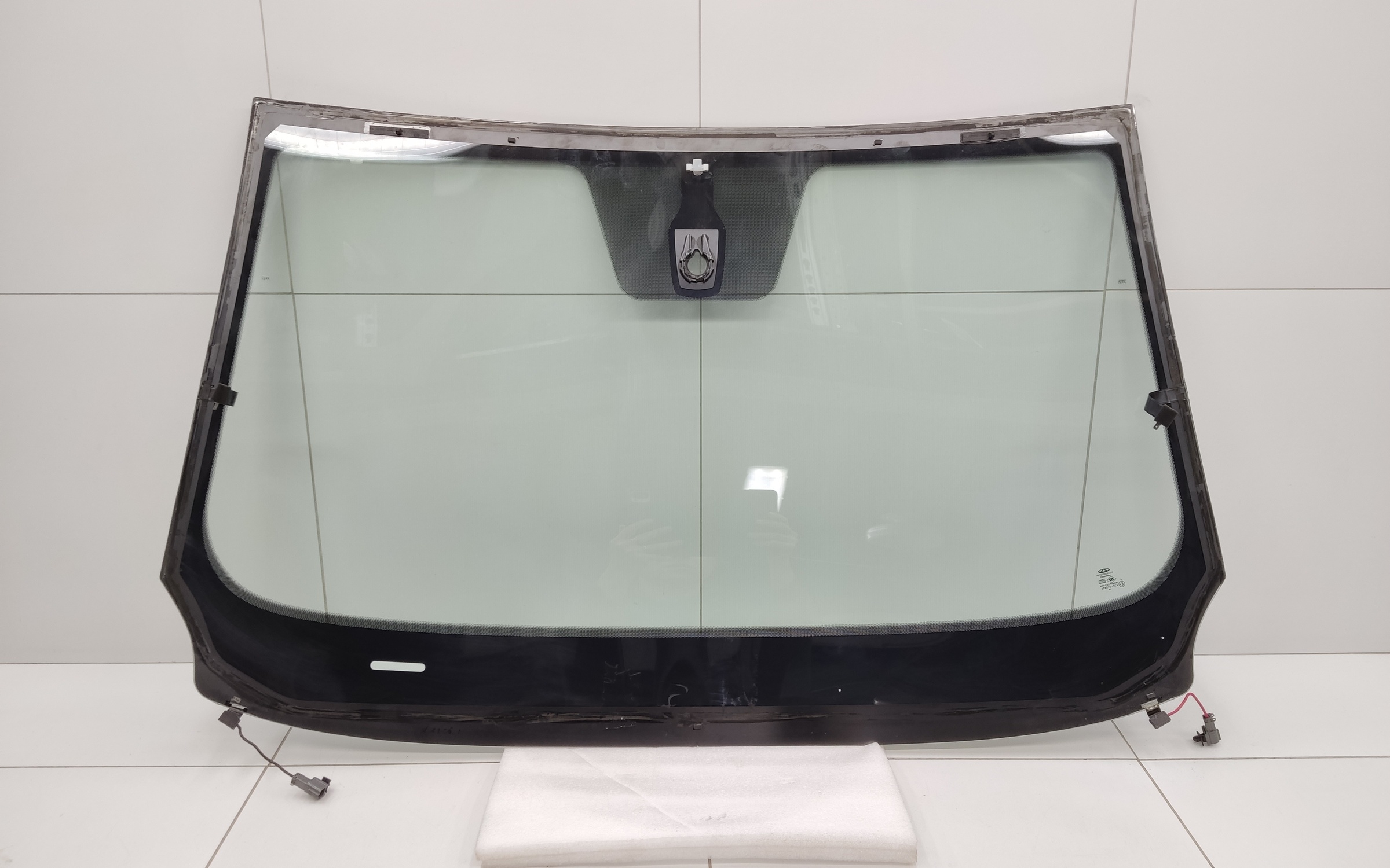 Стекло лобовое Geely Atlas Pro