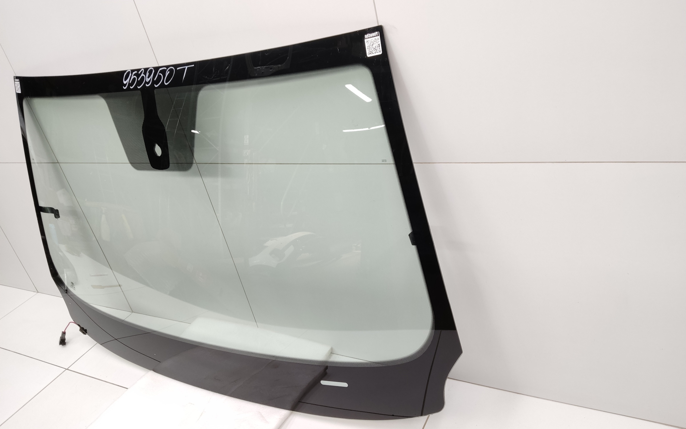 Стекло лобовое Geely Atlas Pro