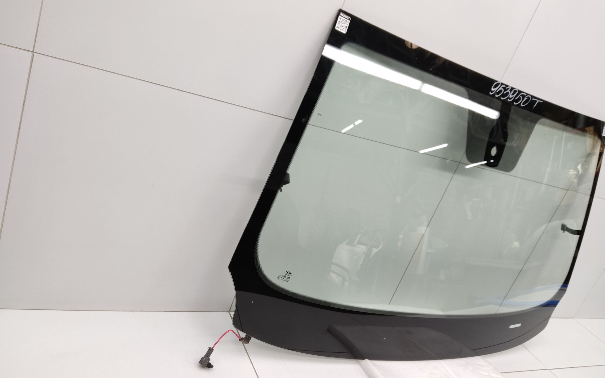 Стекло лобовое Geely Atlas Pro