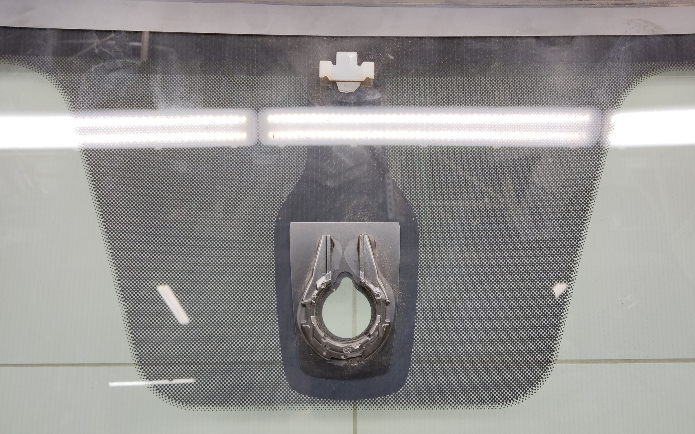 Стекло лобовое Geely Atlas Pro