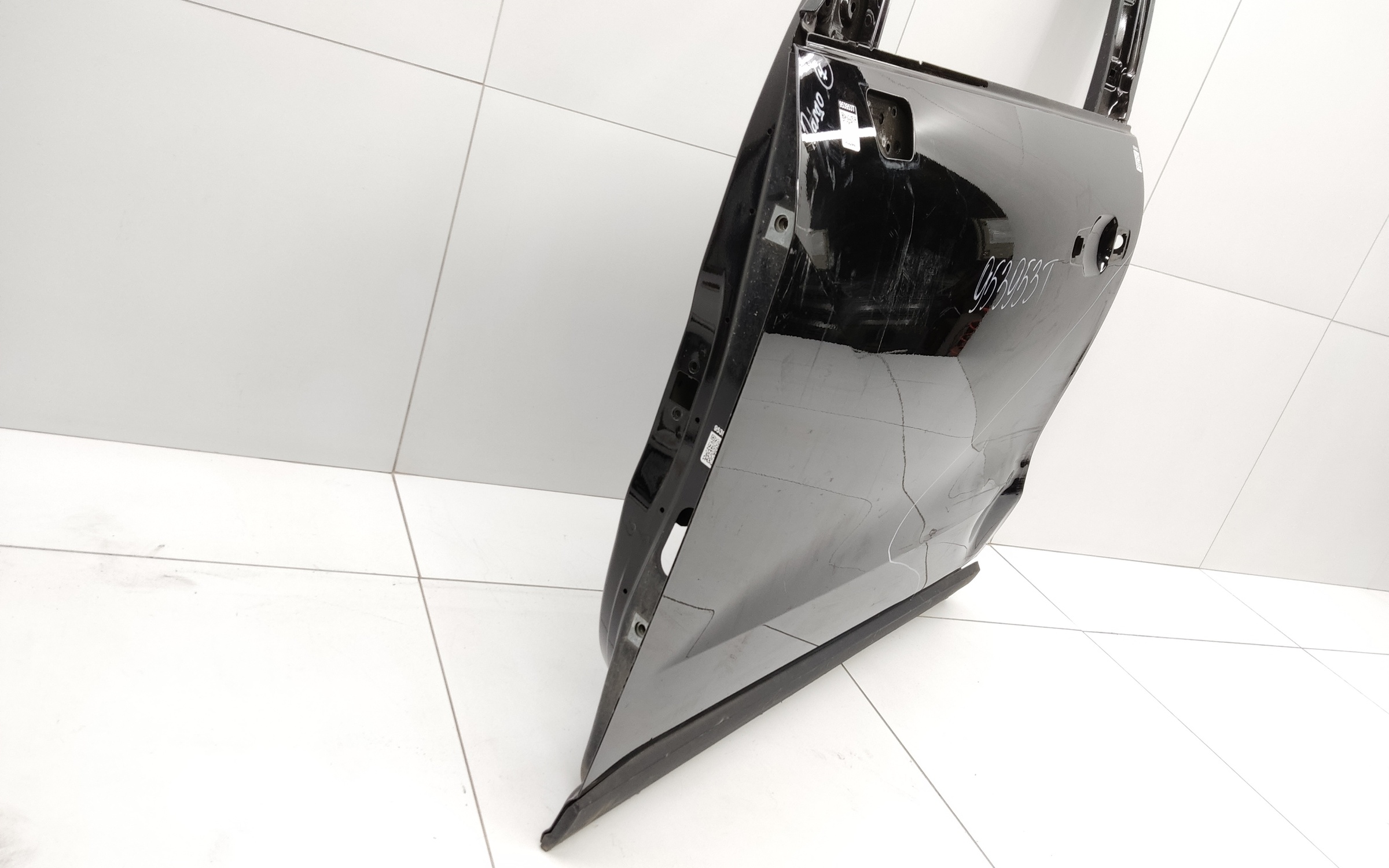 Дверь передняя левая Haval Dargo