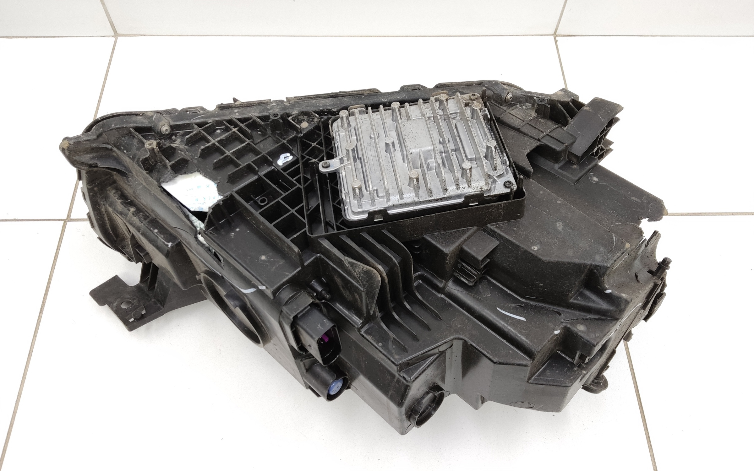 Фара передняя левая Geely Monjaro