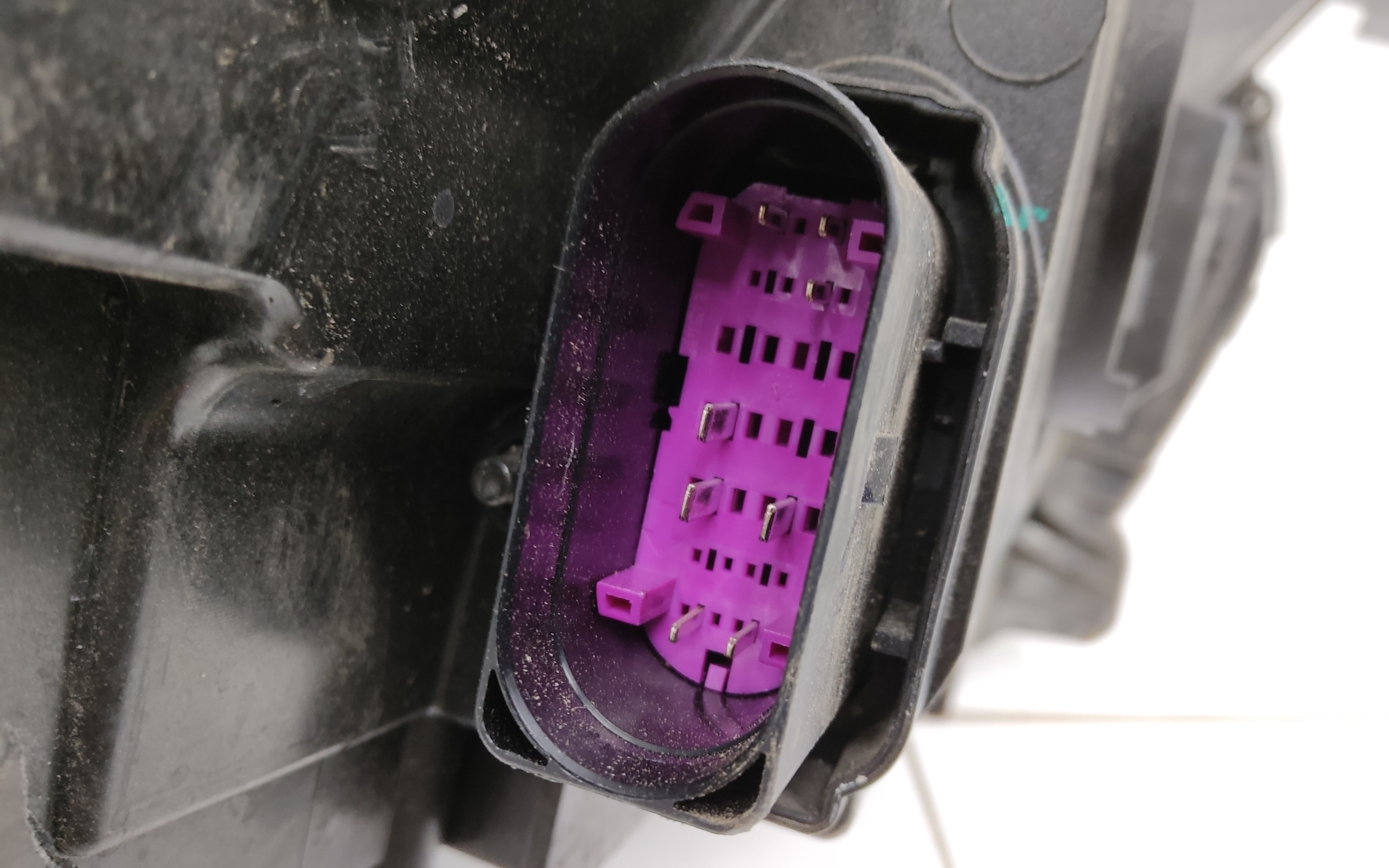 Фара передняя левая Geely Monjaro