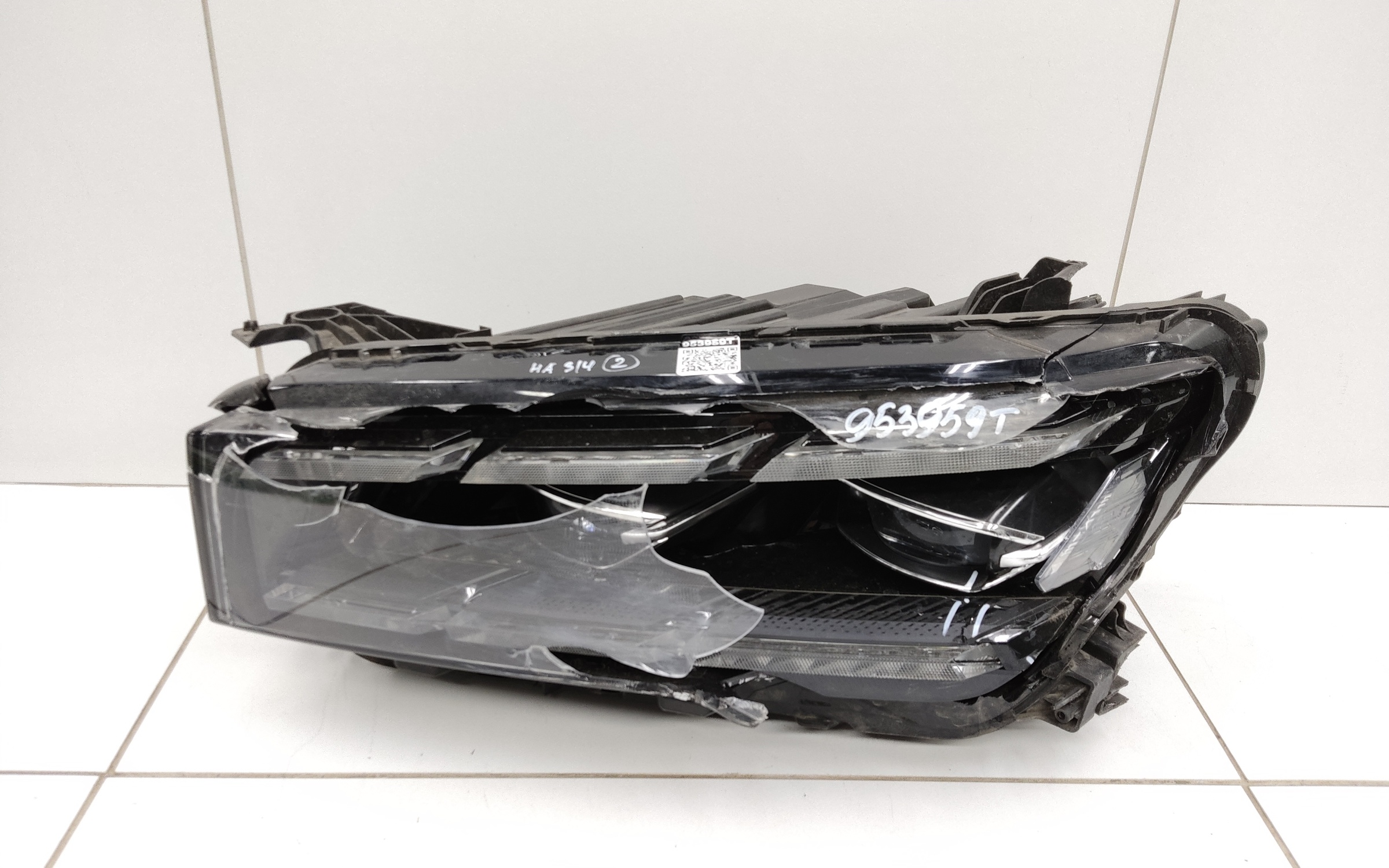 Фара передняя левая Geely Monjaro