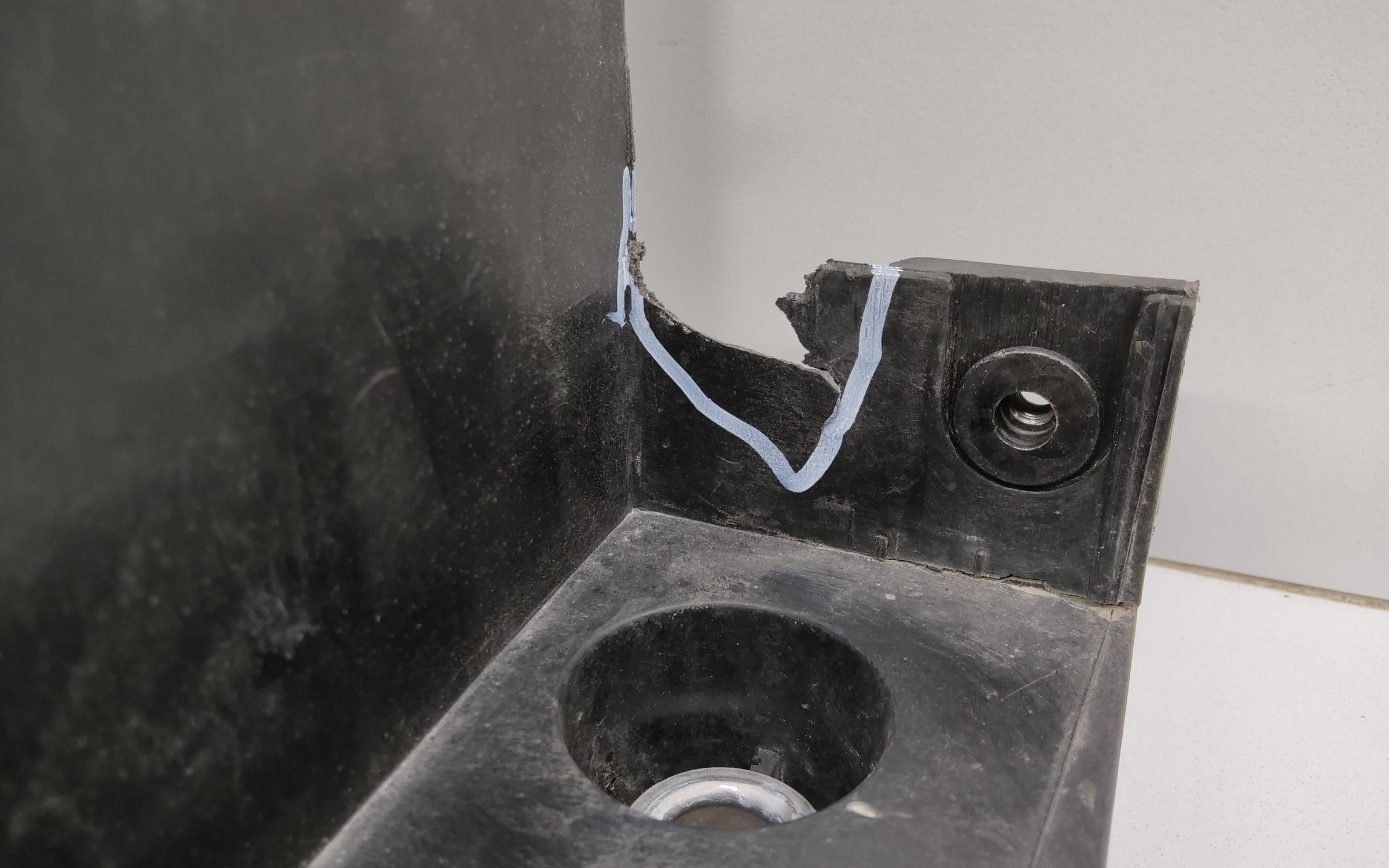 Панель передняя Geely Monjaro