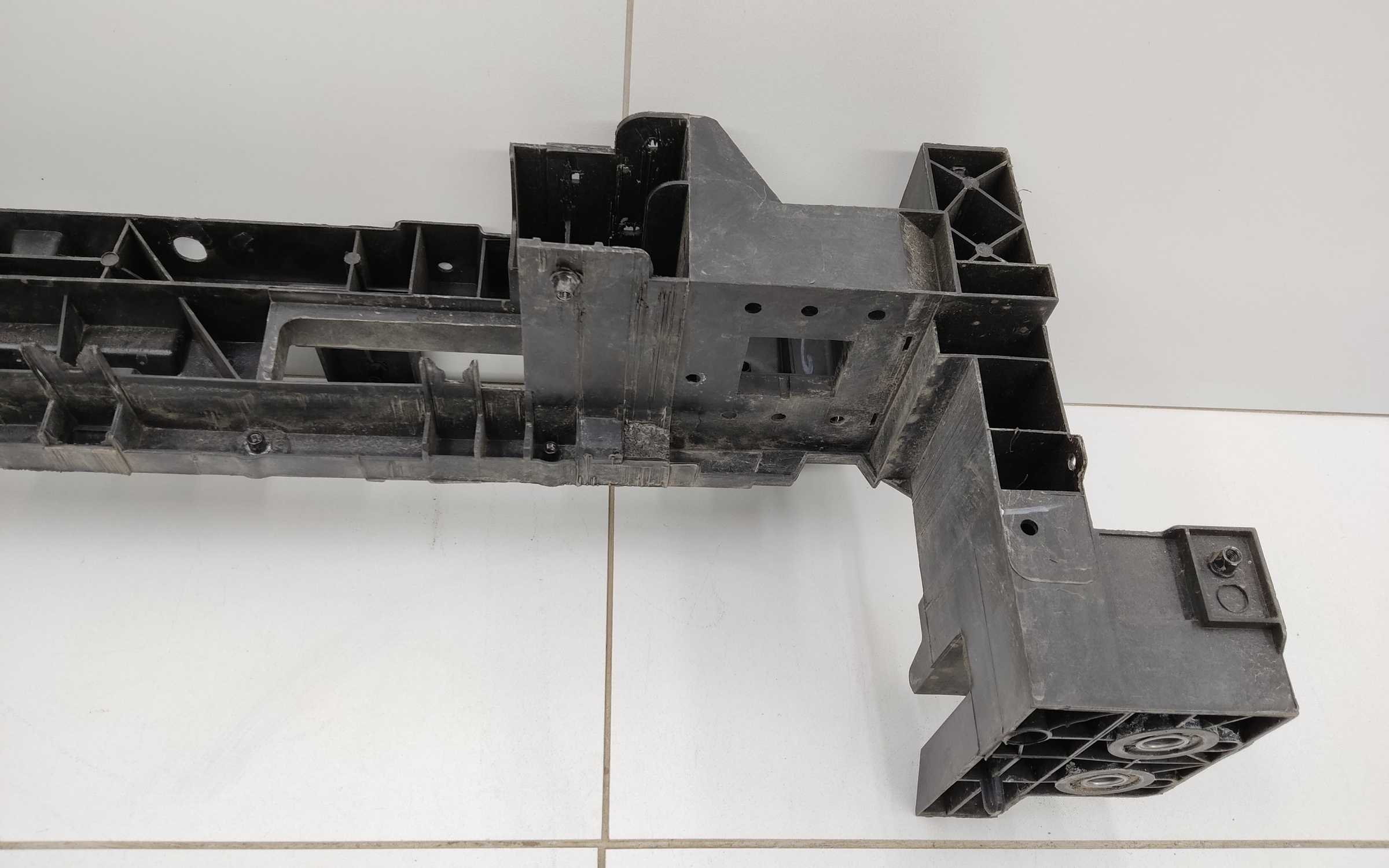 Панель передняя Geely Monjaro