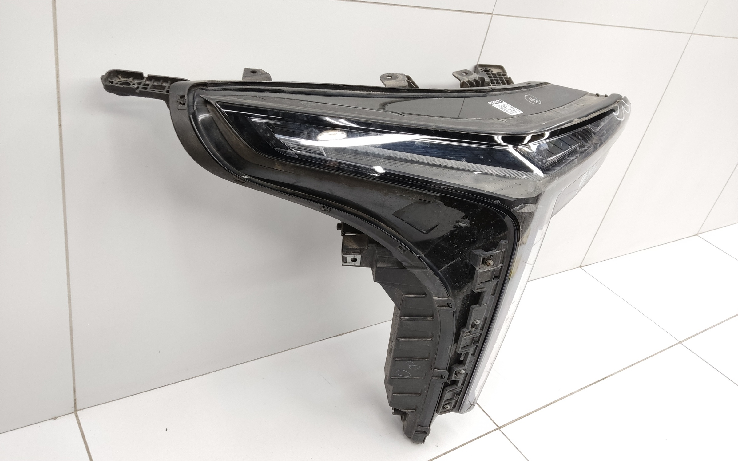 Фара передняя правая Geely Cityray LED