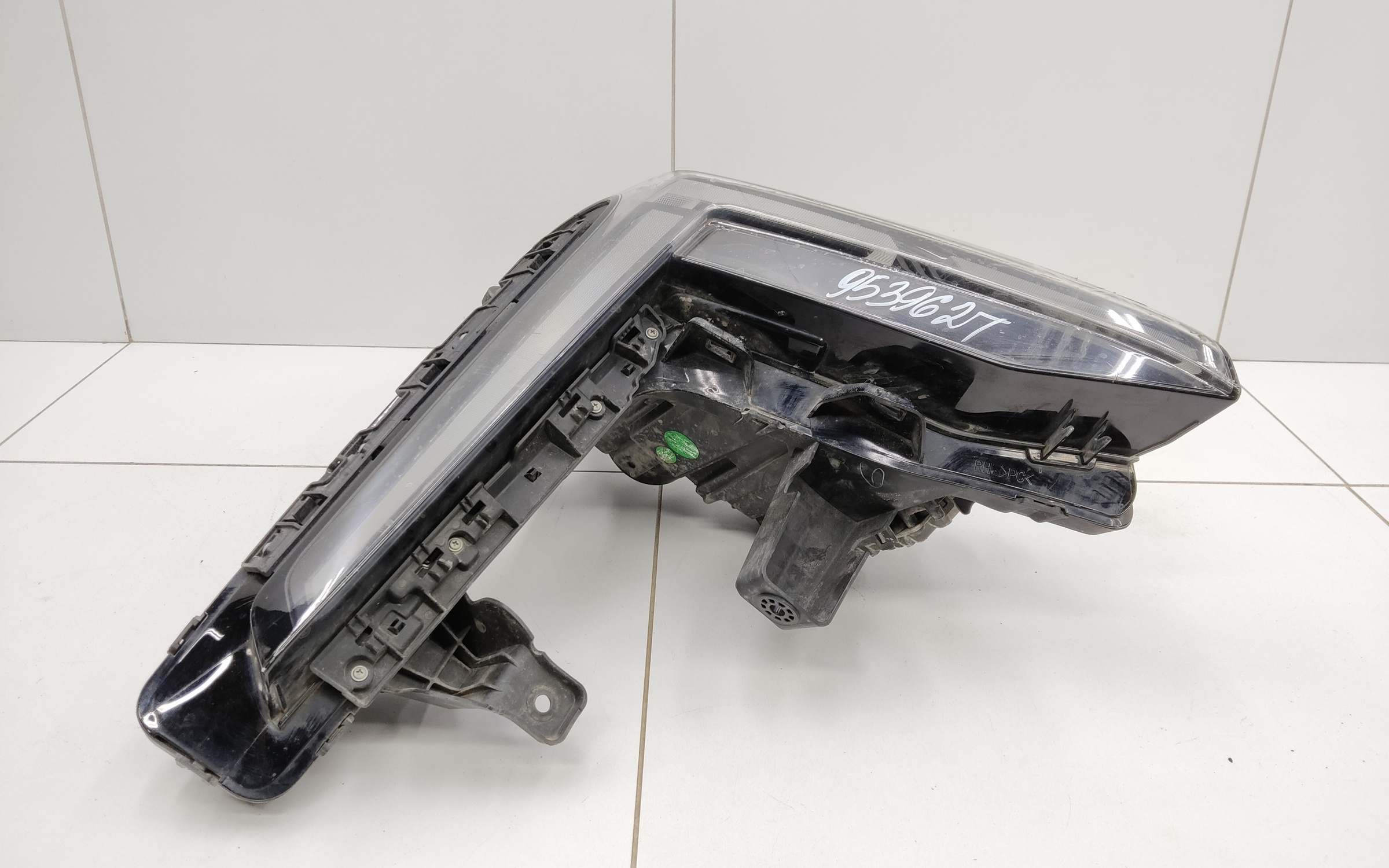 Фара передняя правая Geely Cityray LED