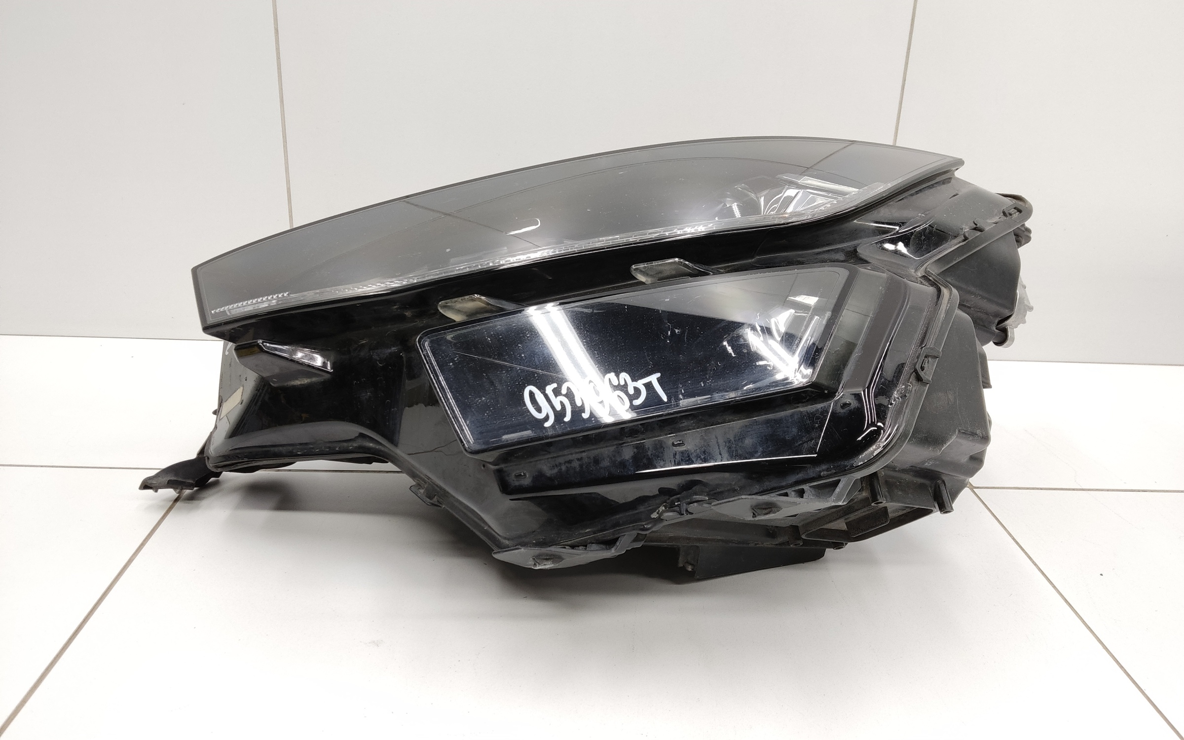 Фара передняя левая Skoda Kodiaq 1 Restail LED