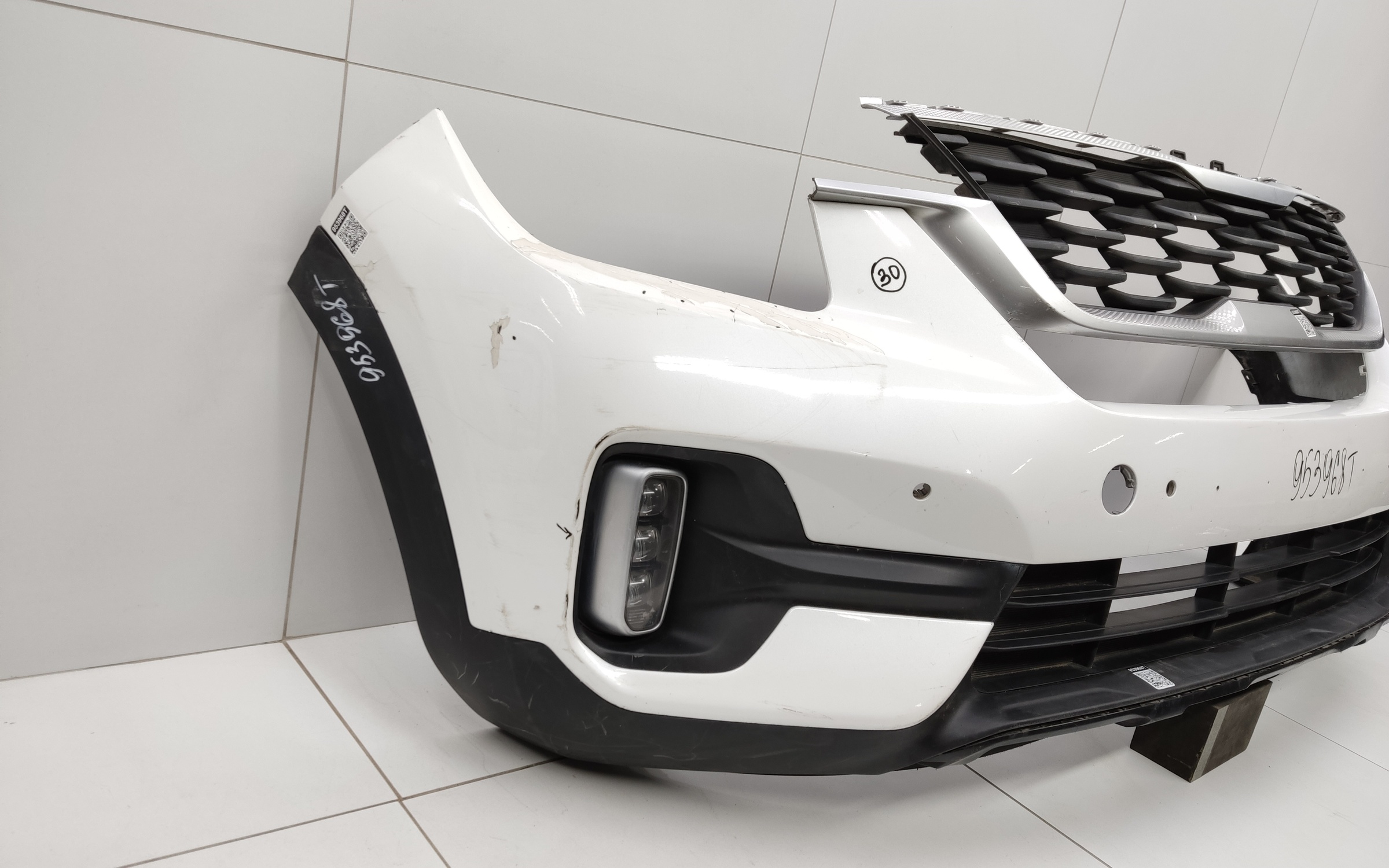 Бампер передний Kia Seltos