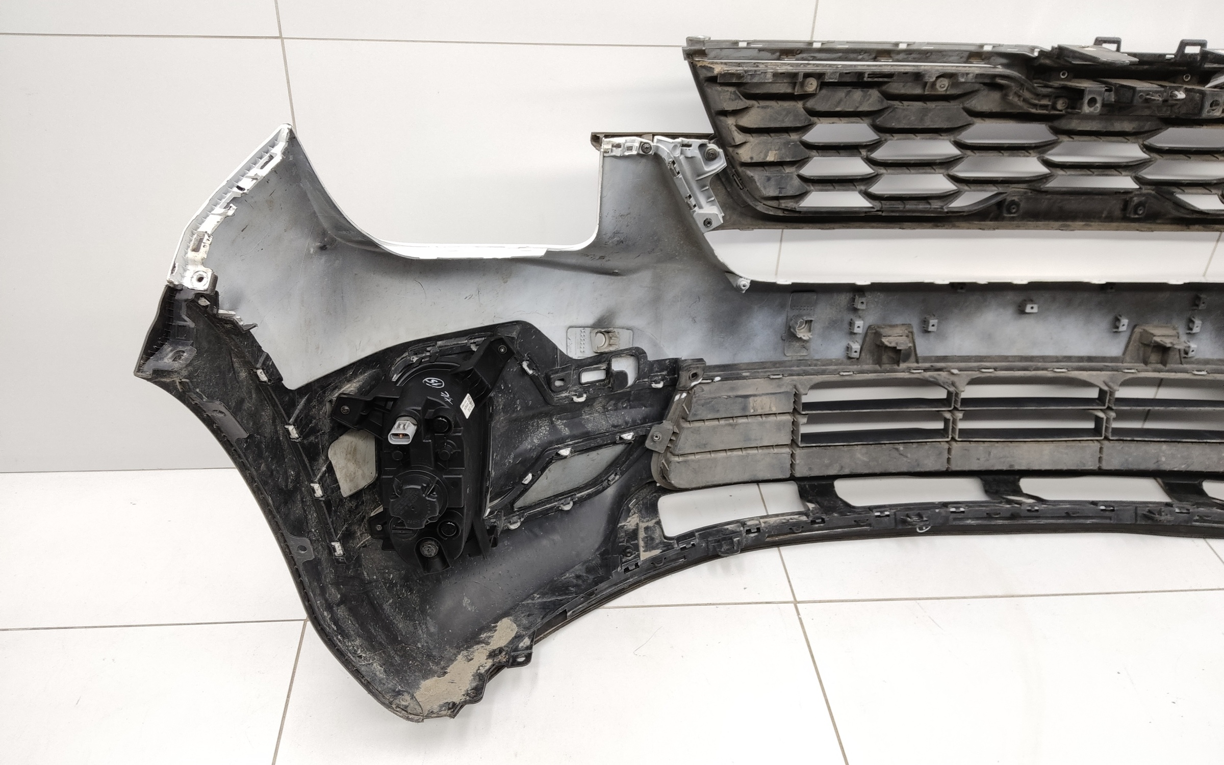 Бампер передний Kia Seltos