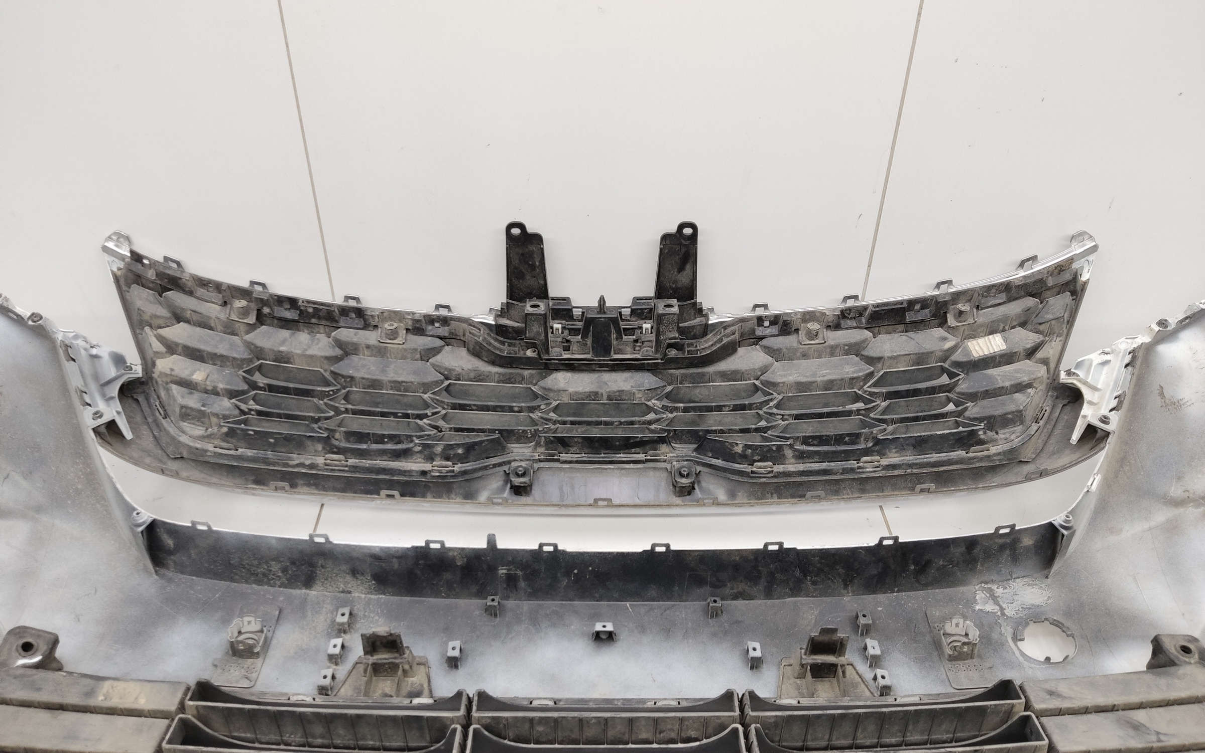 Бампер передний Kia Seltos