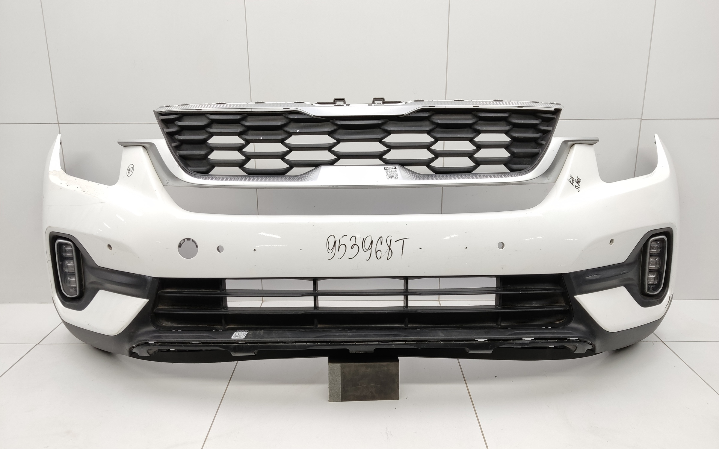 Бампер передний Kia Seltos