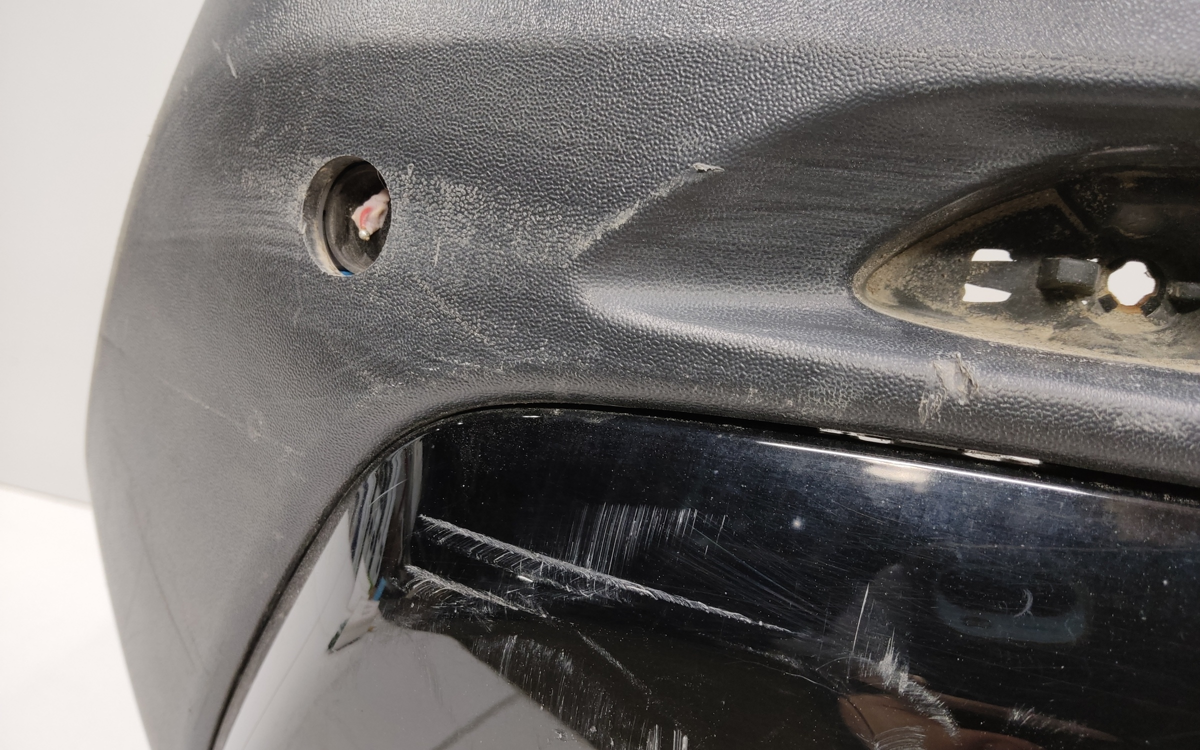 Бампер задний Toyota RAV4 XA50