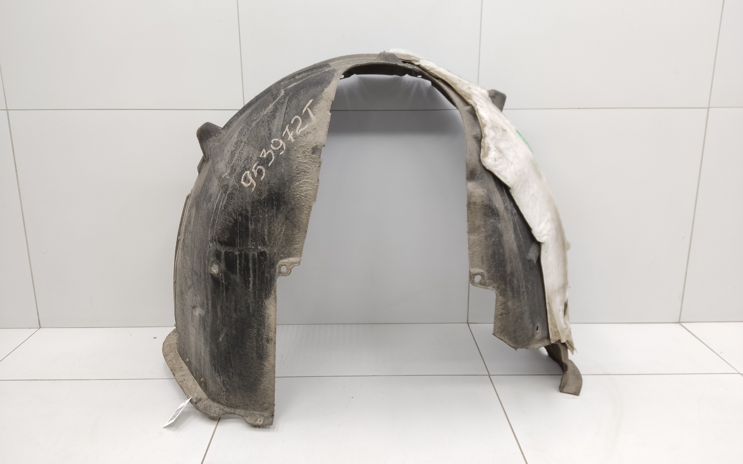 Подкрылок передний правый Voyah Dream