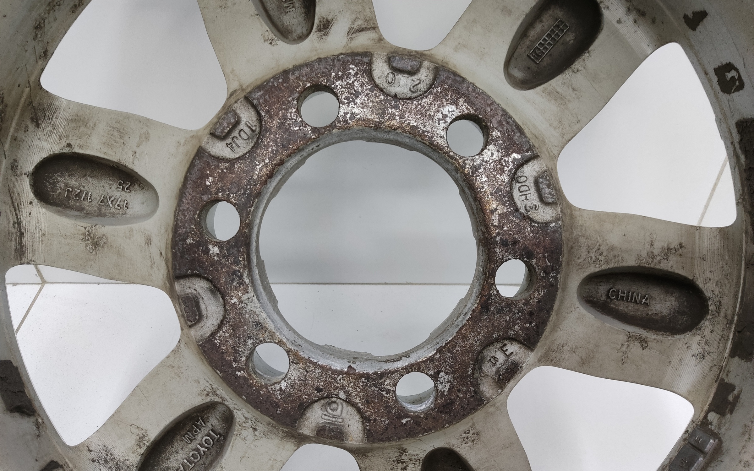 Диск колеса литой Toyota Land Cruiser Prado 150 Restail R17