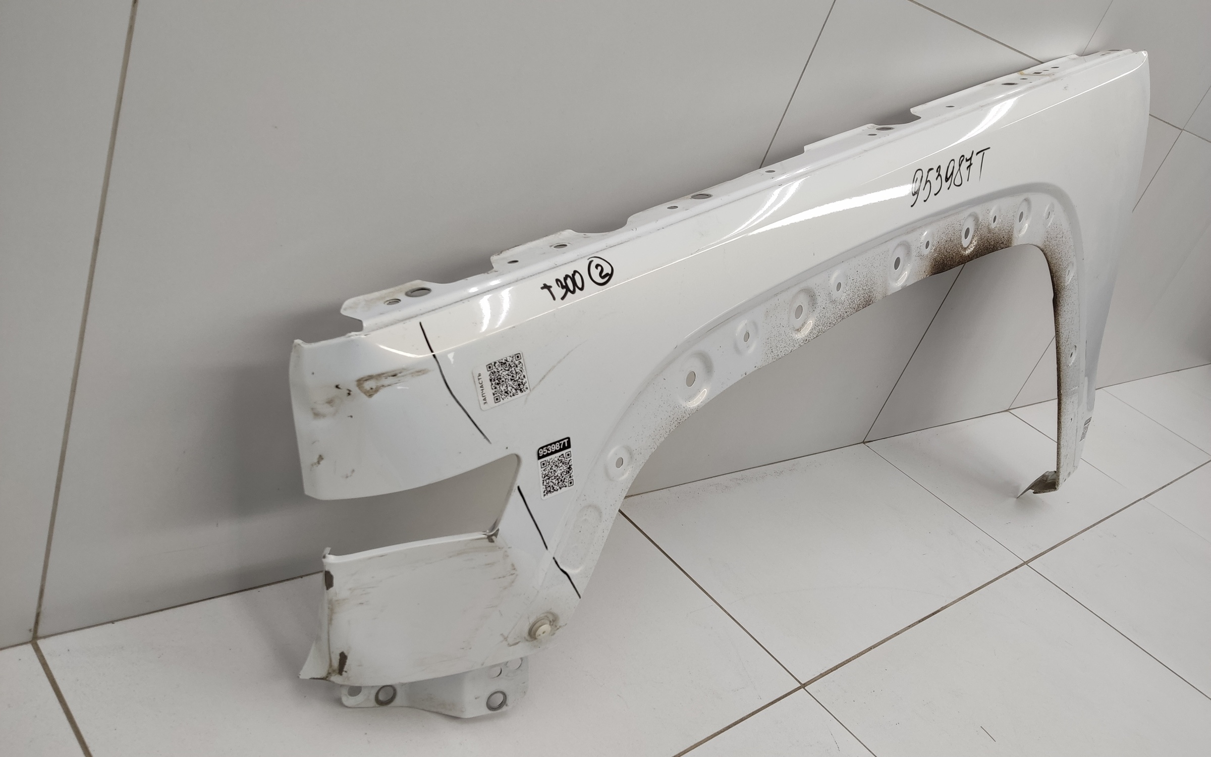 Крыло переднее левое Tank 300