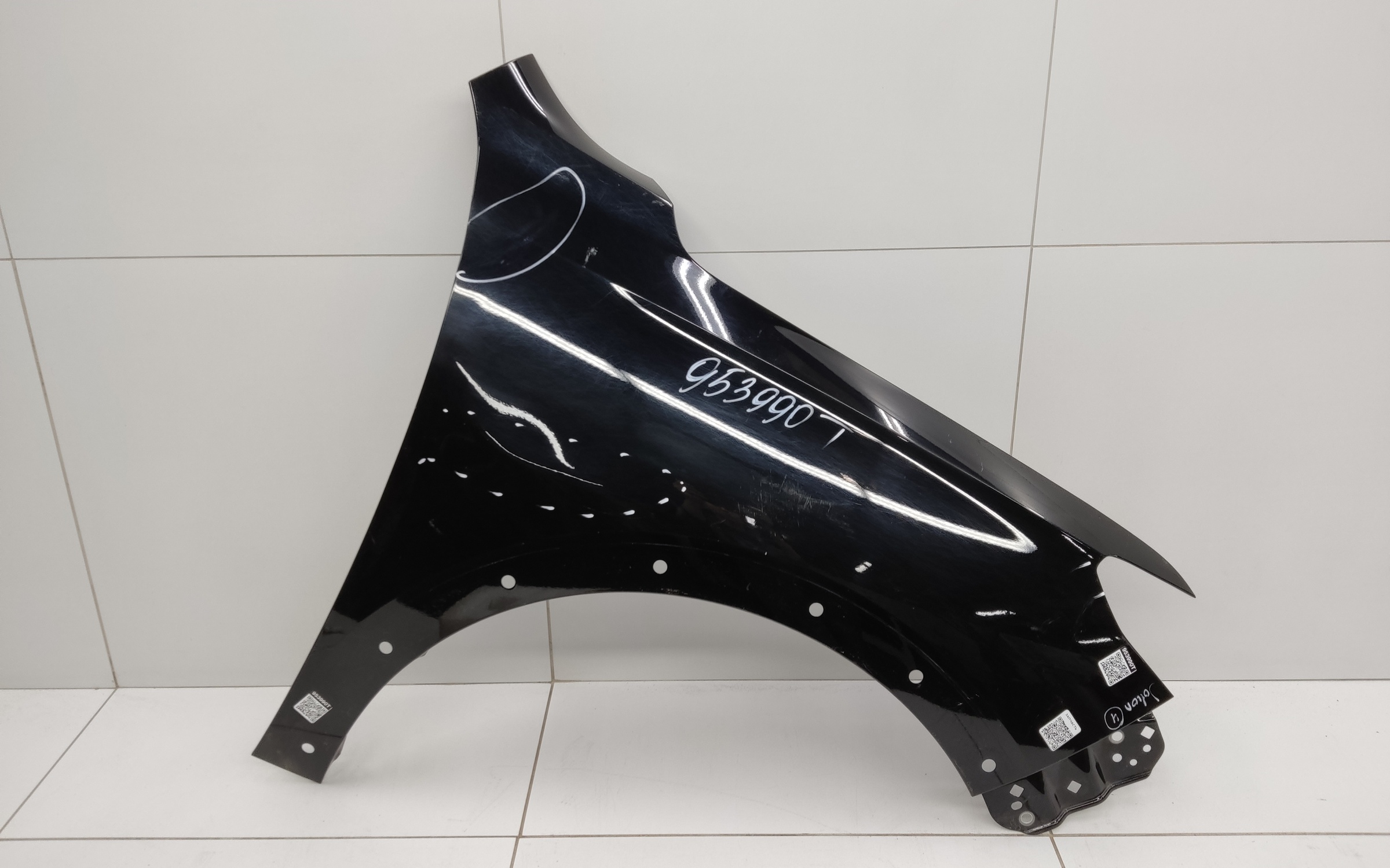 Крыло переднее правое Haval Jolion Restail