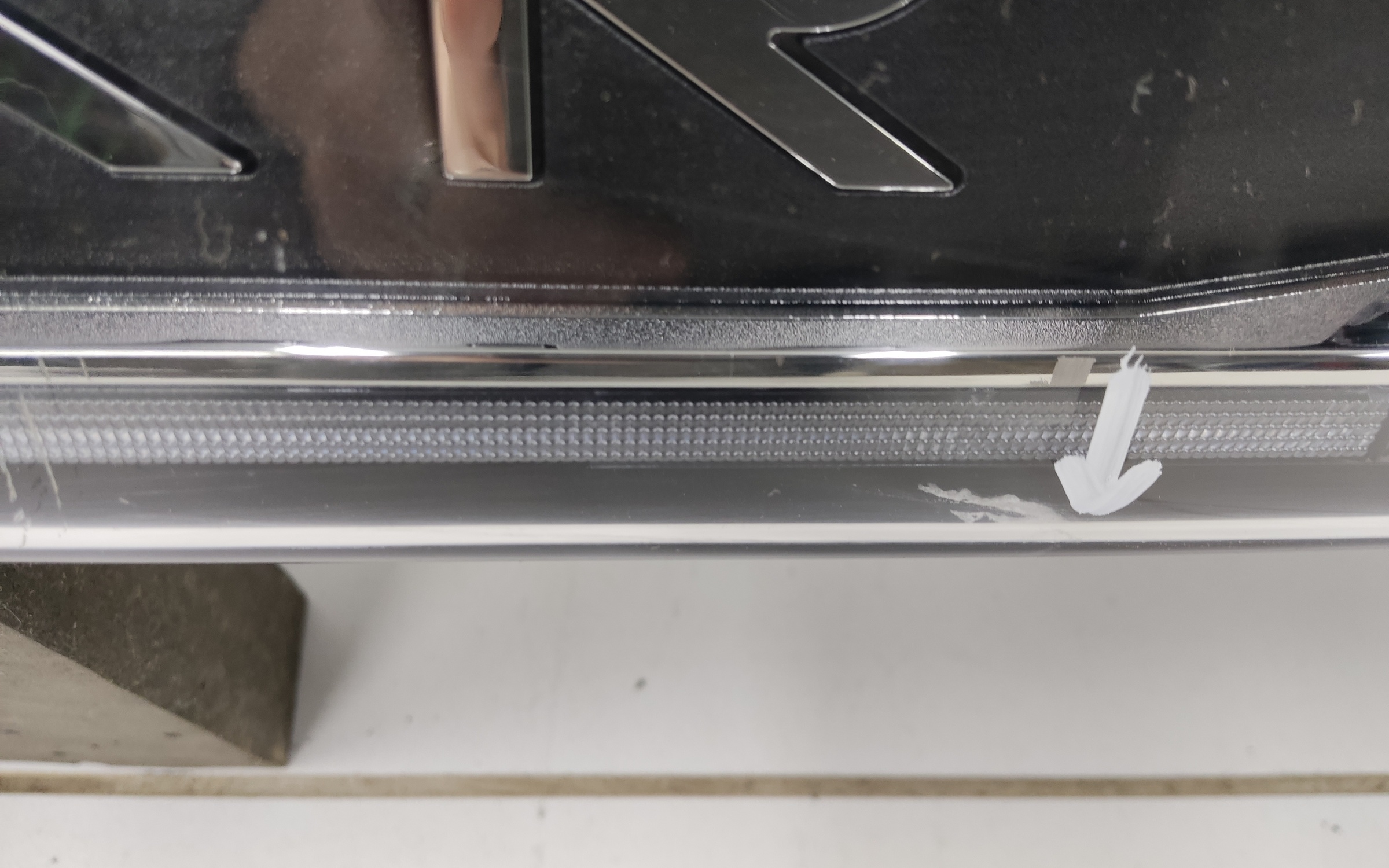 Фонарь крышки багажника Zeekr 001