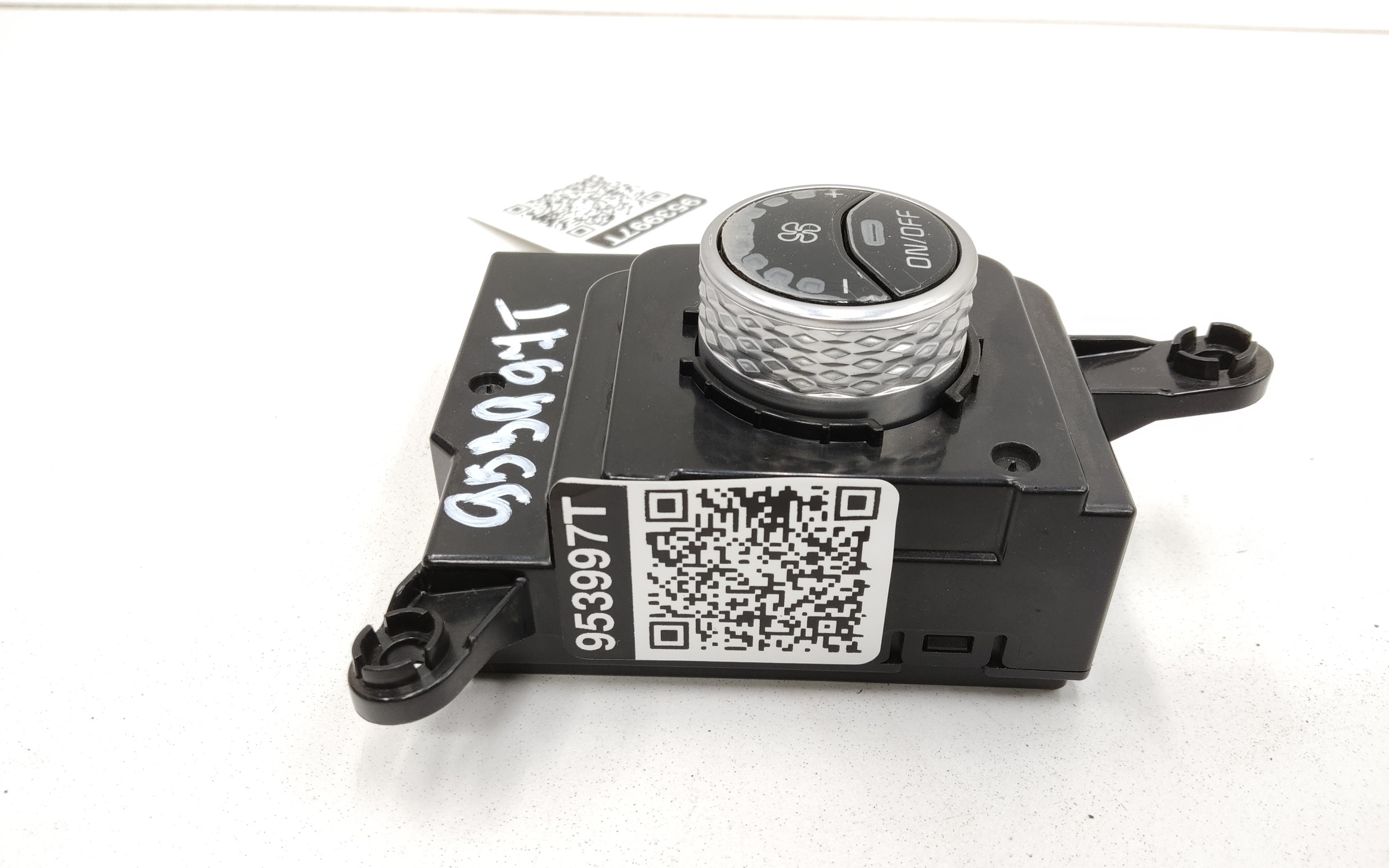 Блок управления климат-контролем задний Kia Sorento 4