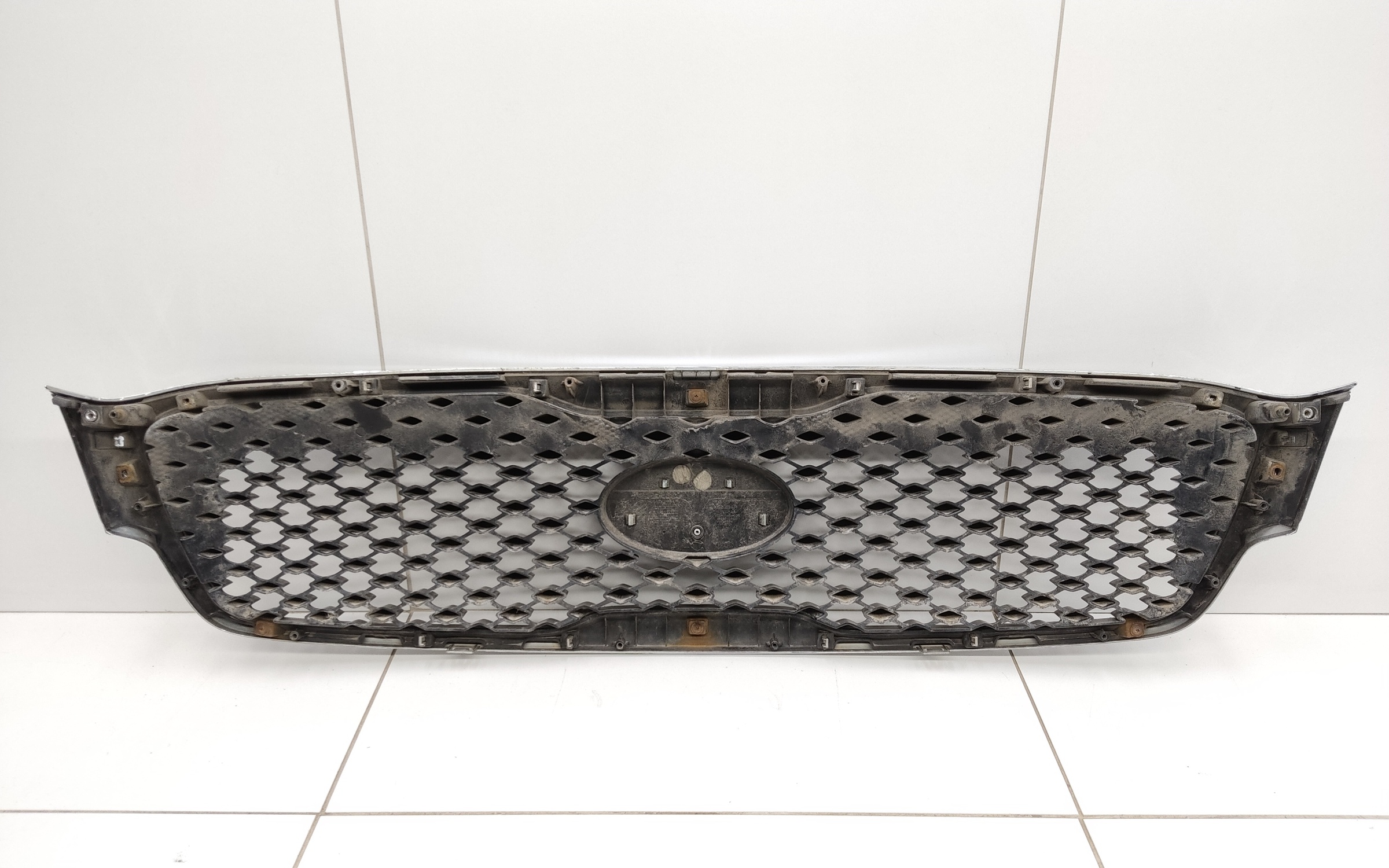 Решетка радиатора Kia Sorento 3