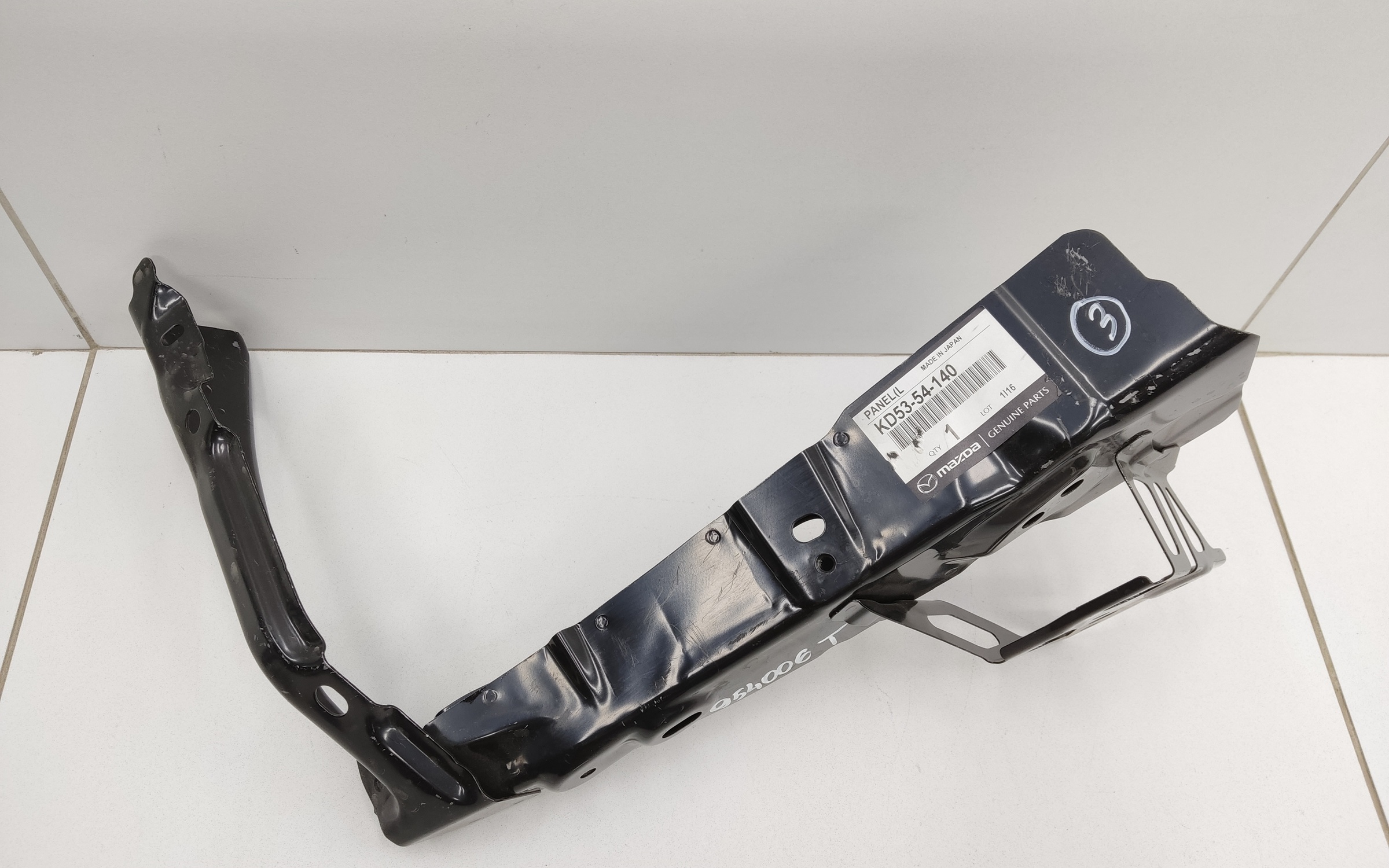 Кронштейн передней панели левый Mazda CX-5 1