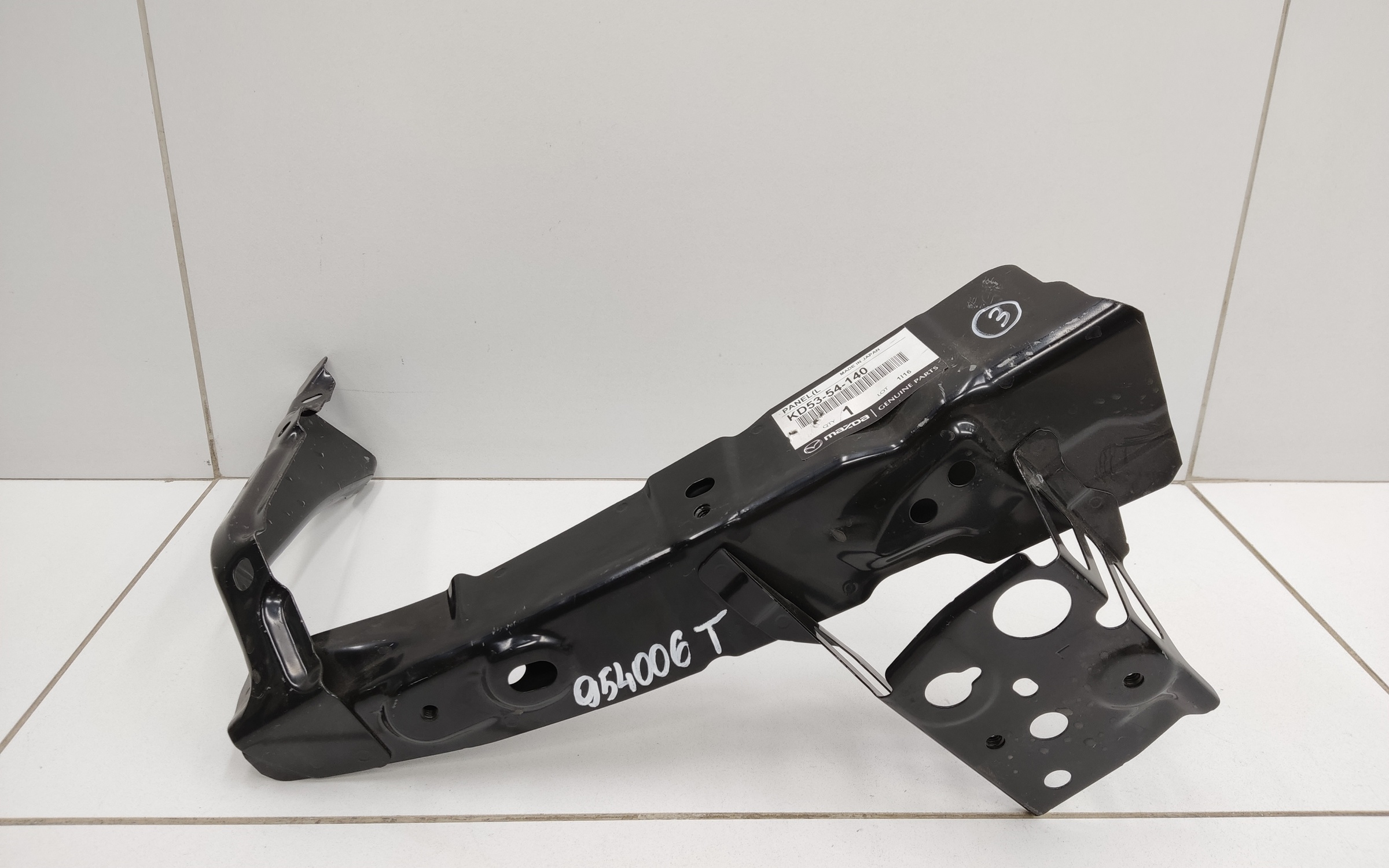 Кронштейн передней панели левый Mazda CX-5 1