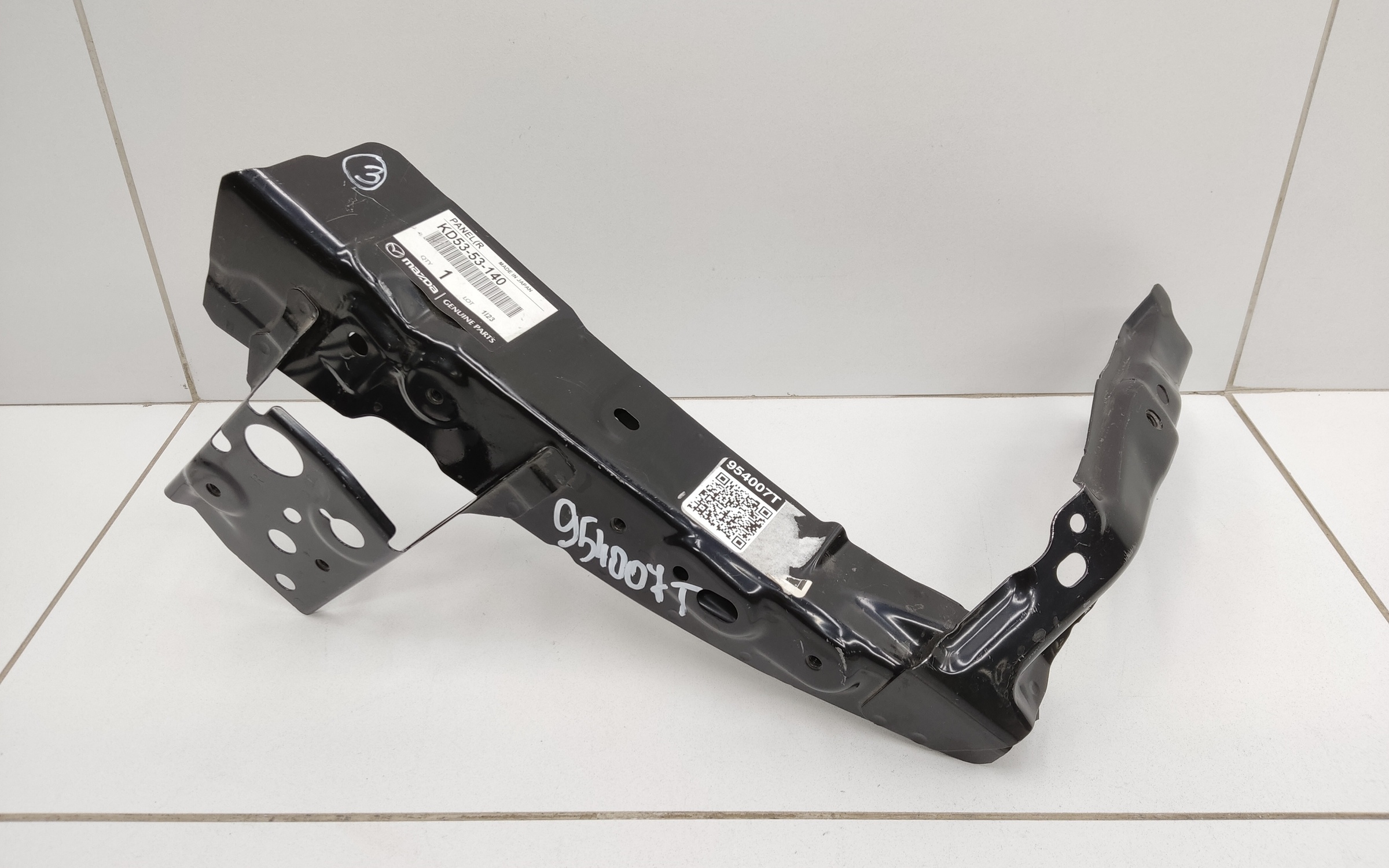 Кронштейн передней панели правый Mazda CX-5 1