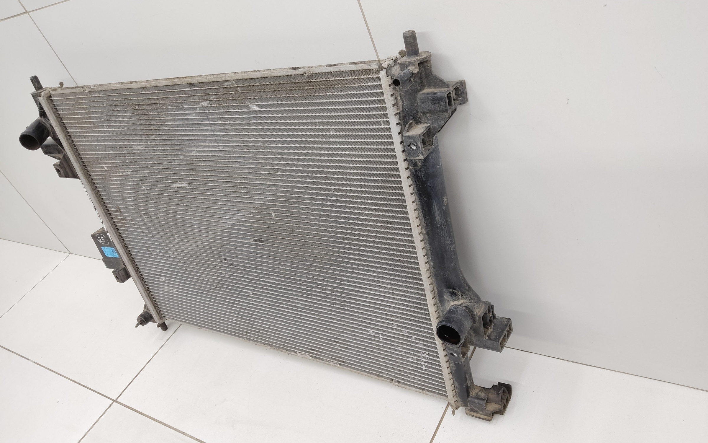 Радиатор охлаждения двигателя Chery Tiggo 7 Pro