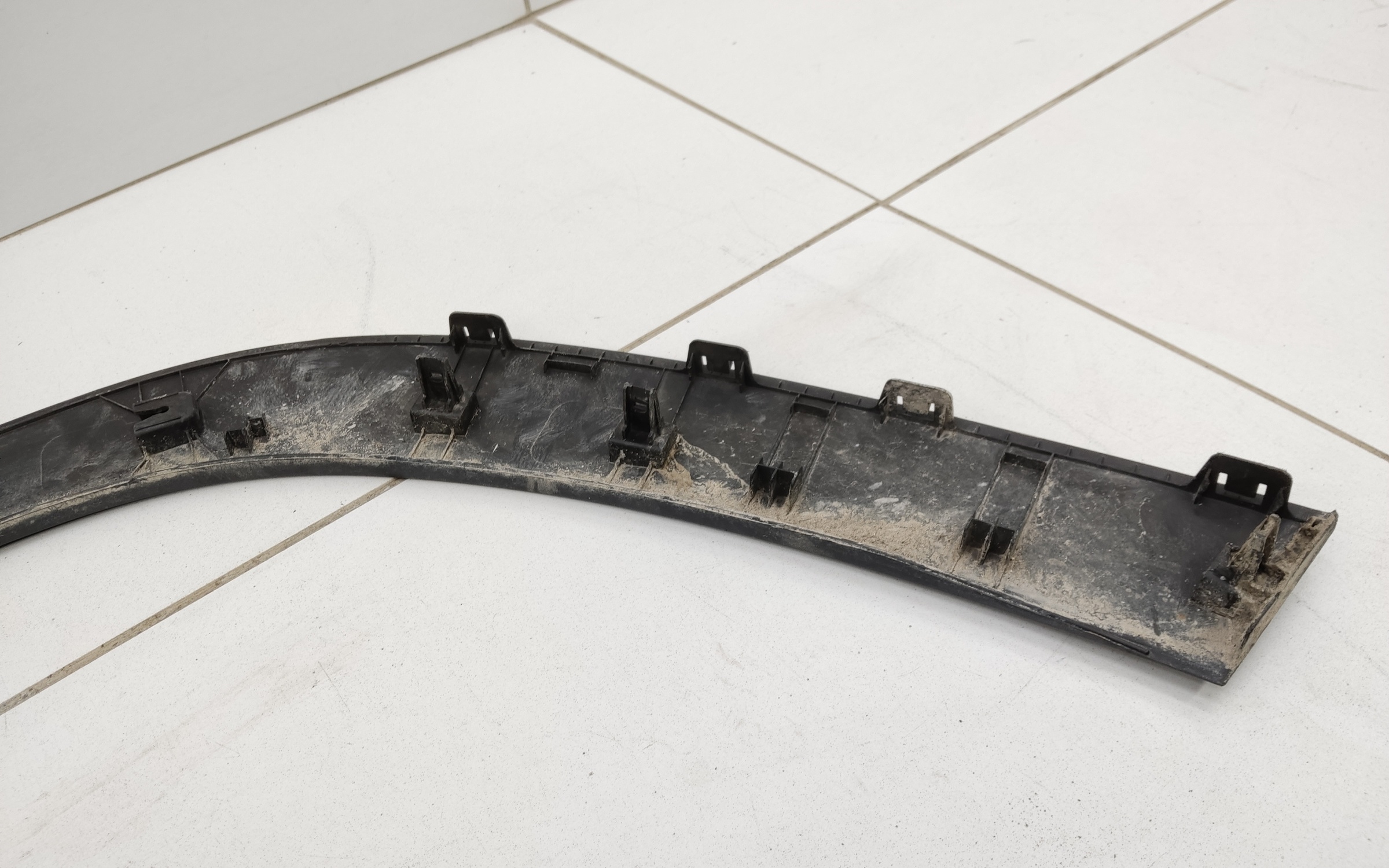 Накладка крыла переднего левого Hyundai Tucson 4