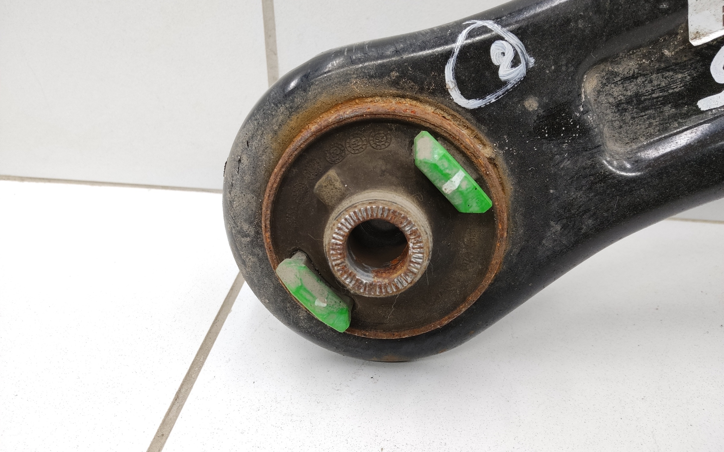 Рычаг передней подвески правый Jetour Dashing