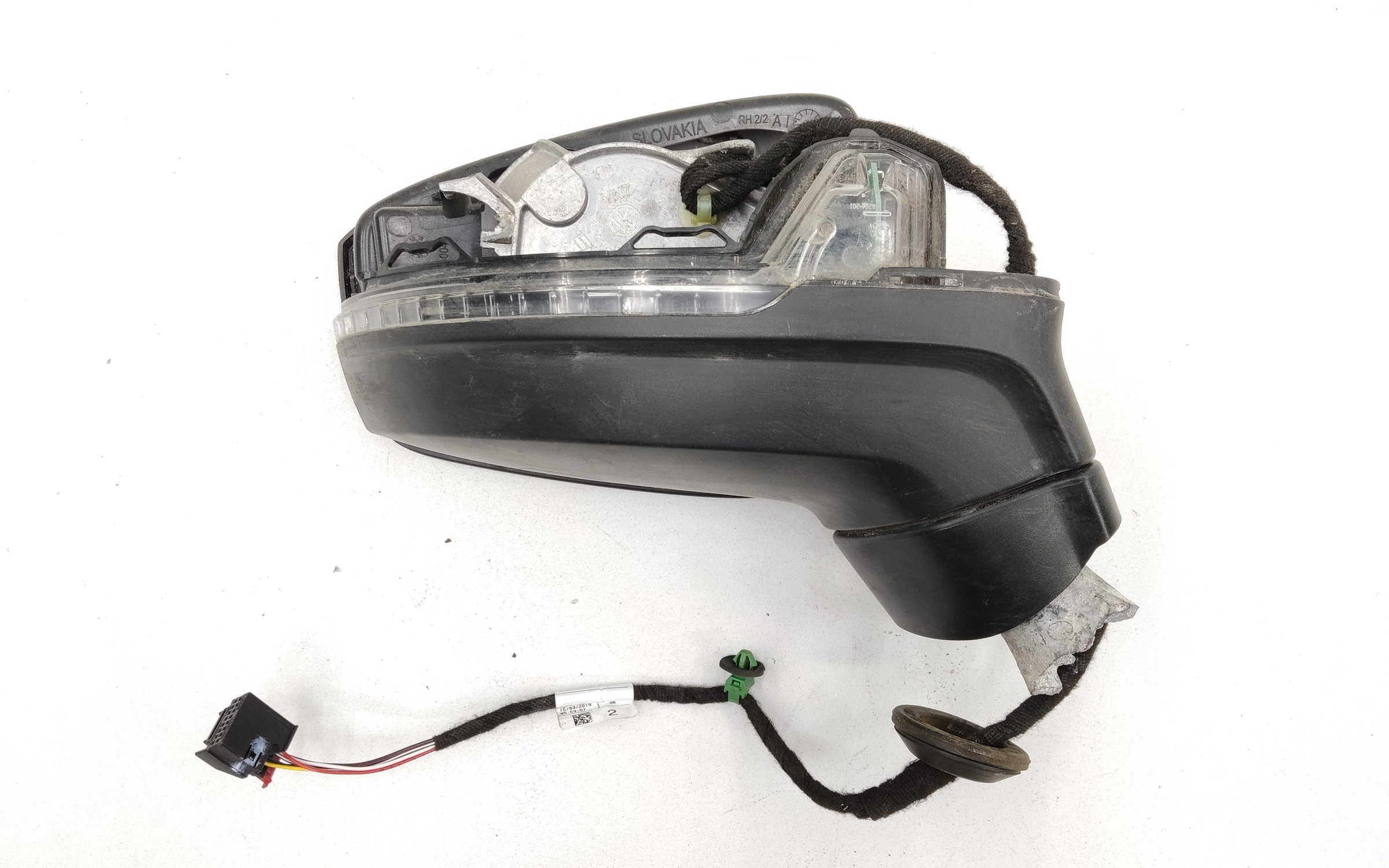 Зеркало правое Volkswagen Tiguan 2 6 контактов