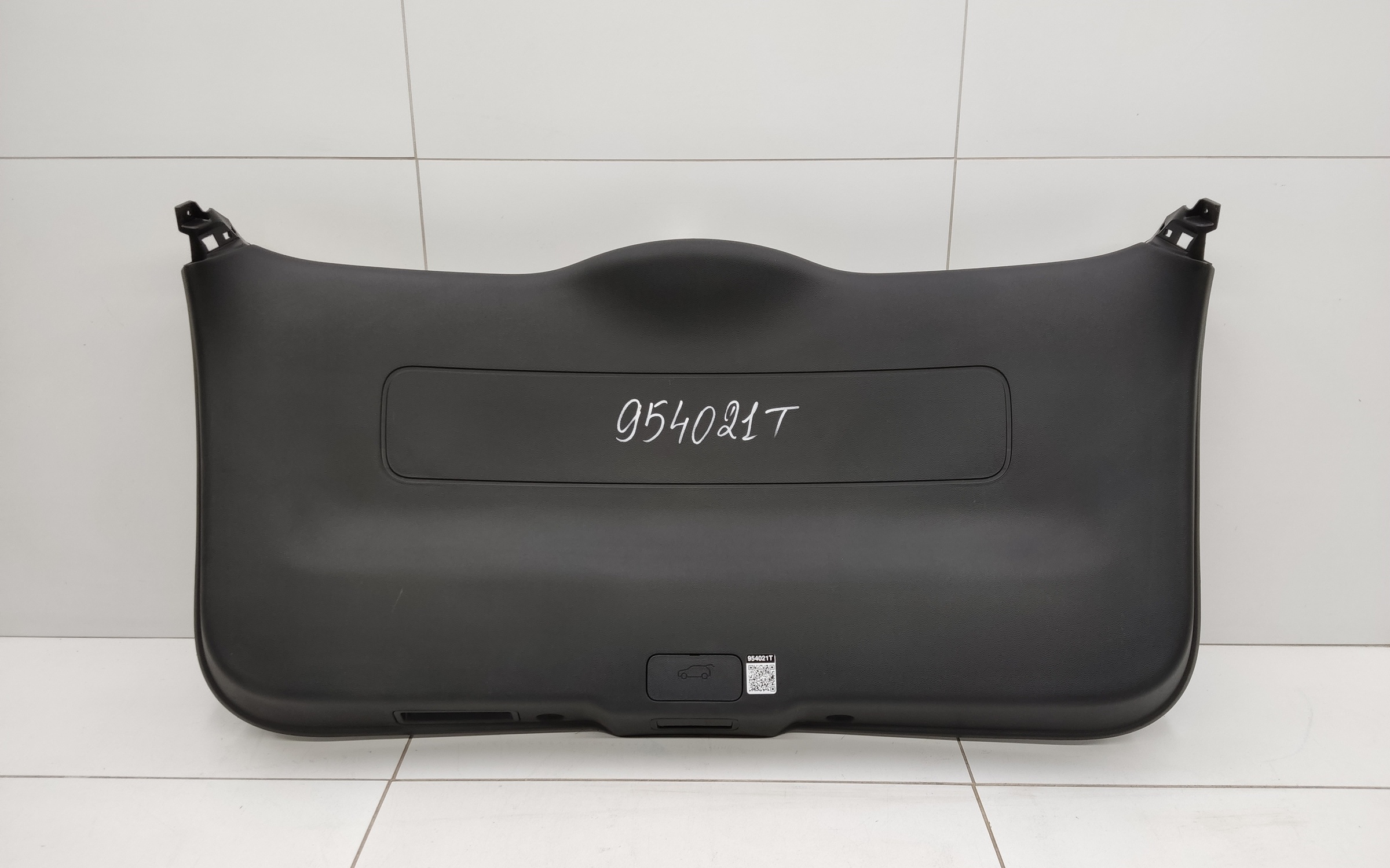 Обшивка крышки багажника Changan CS35PLUS