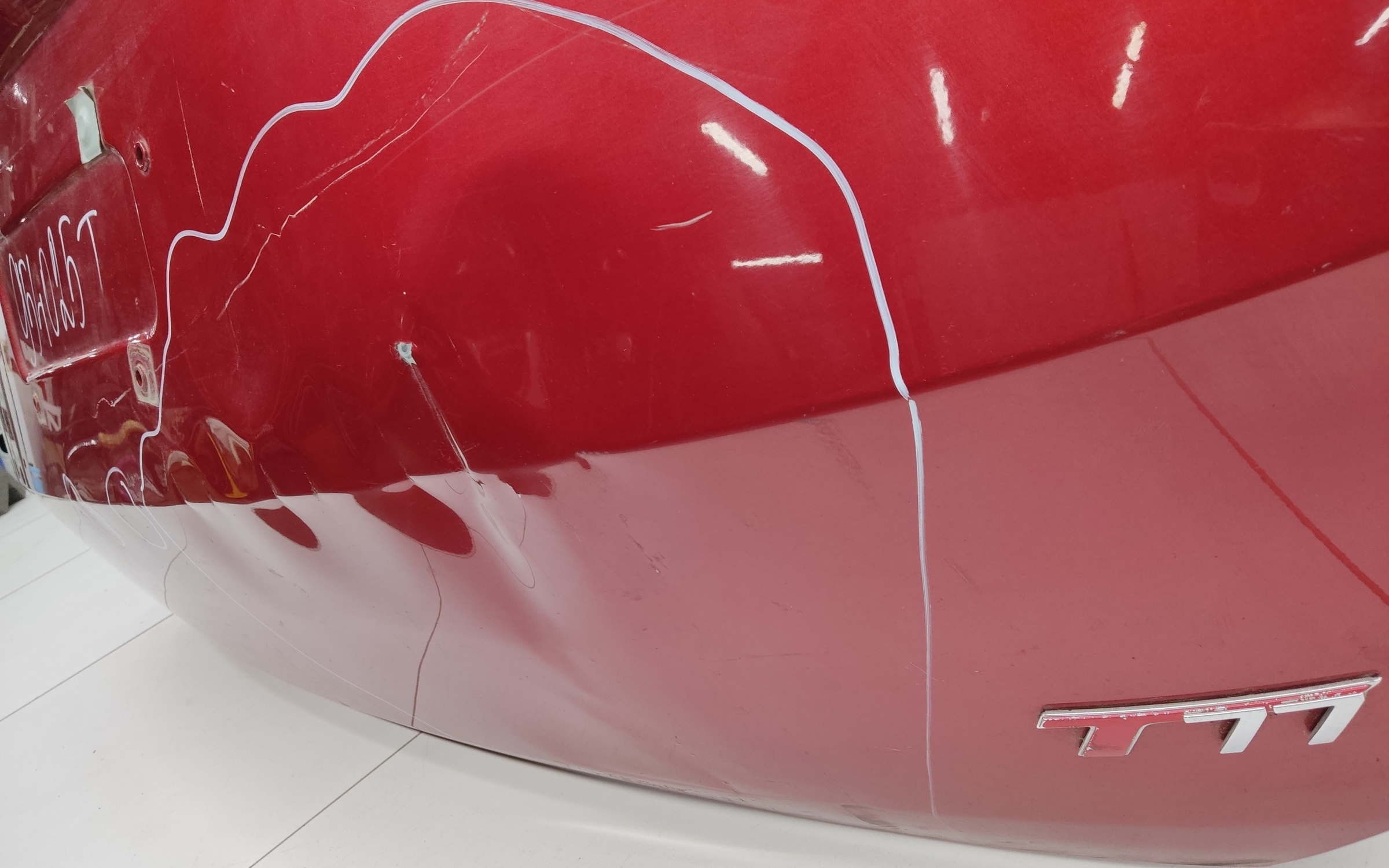 Крышка багажника FAW Bestune T77