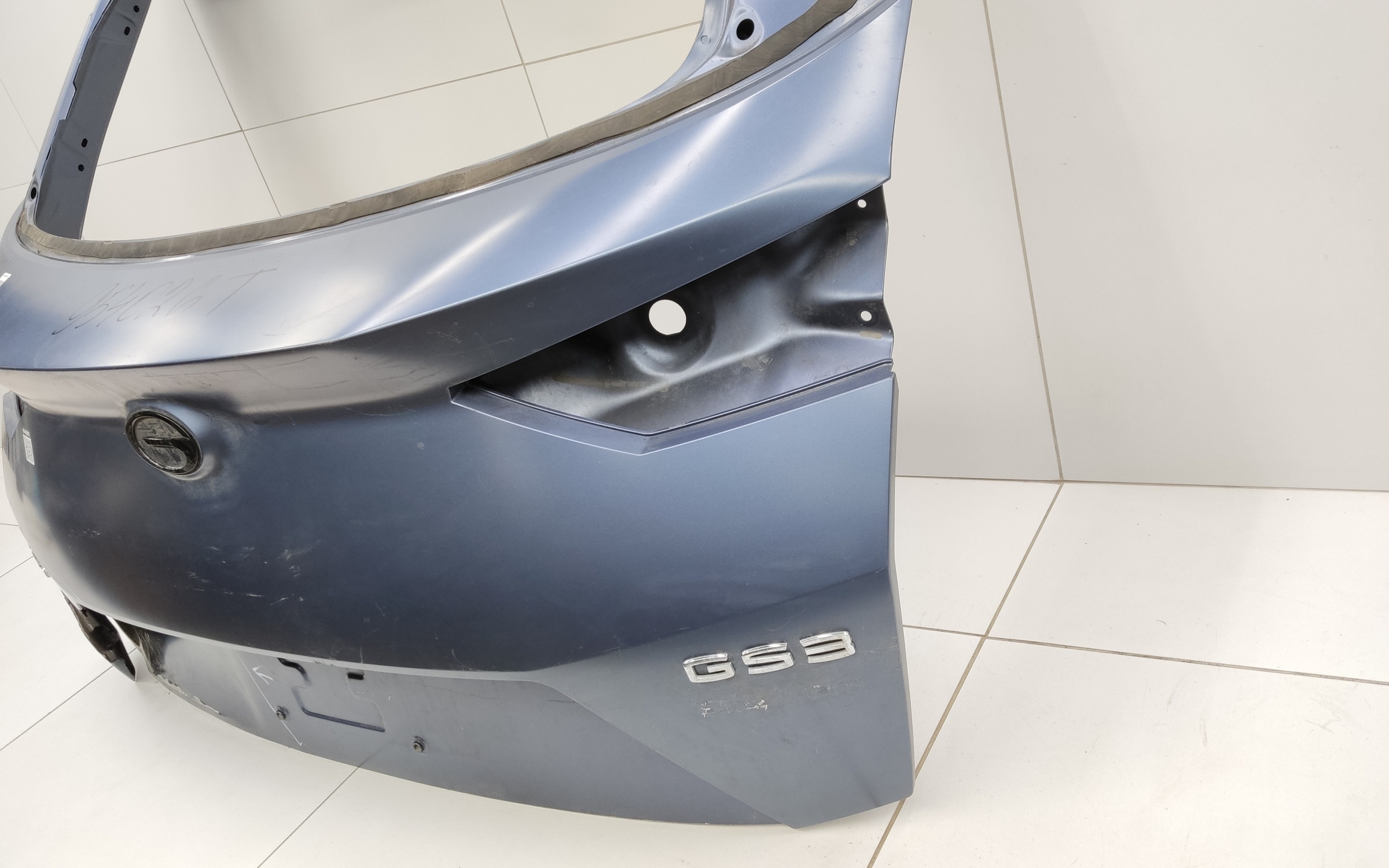 Крышка багажника GAC GS3