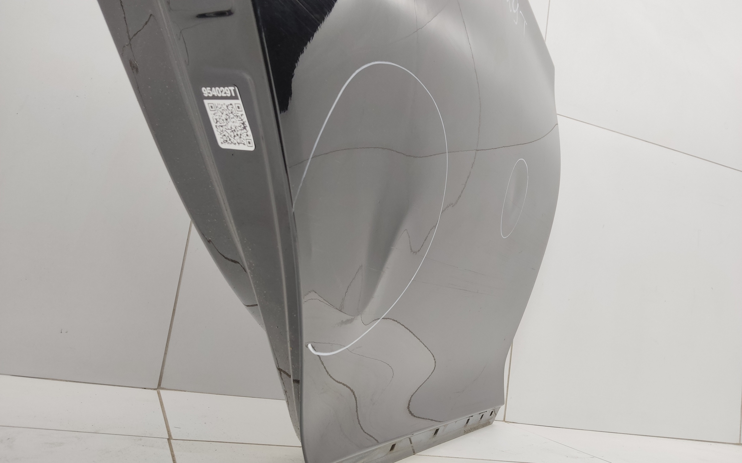 Дверь задняя правая Genesis G80 1