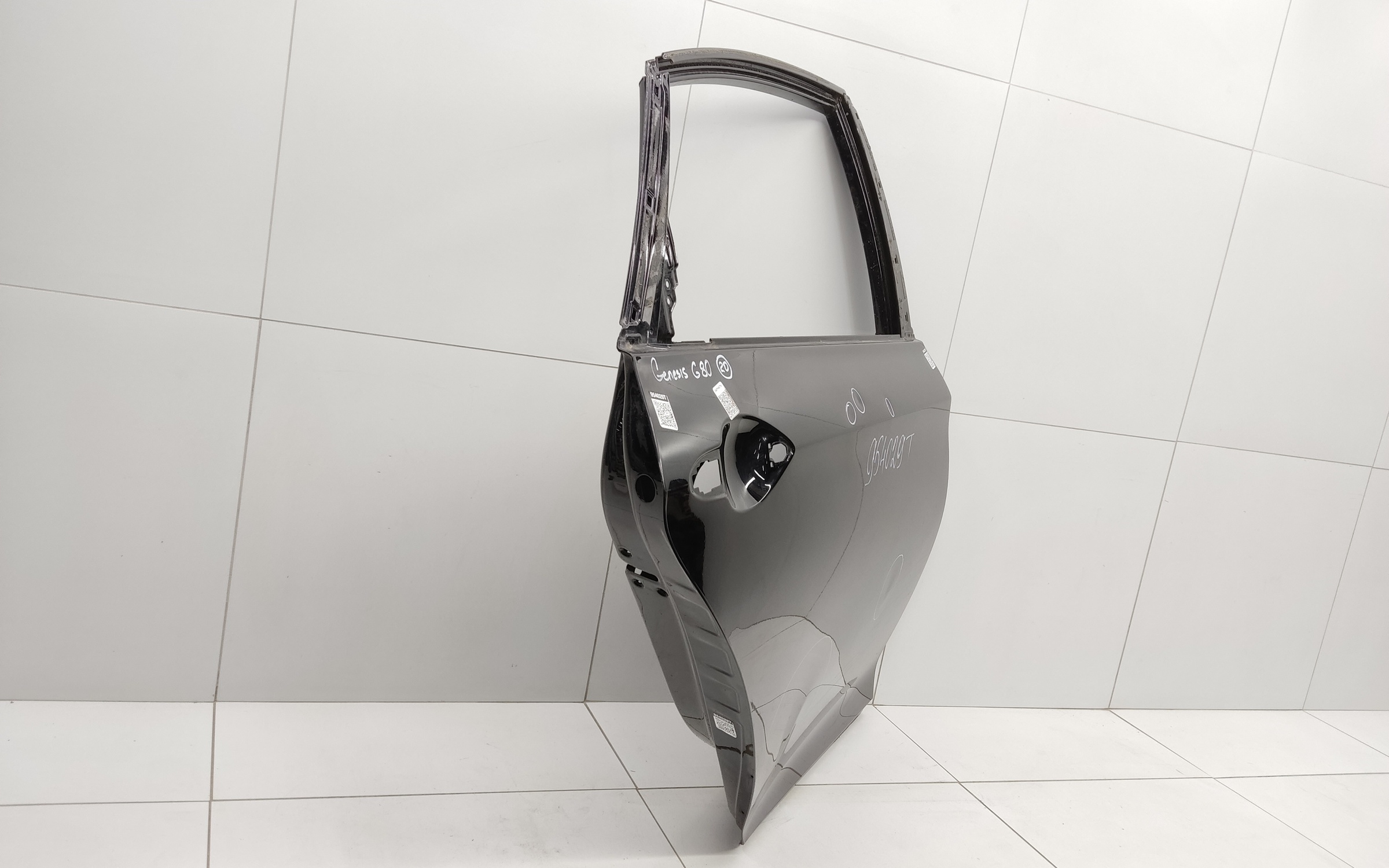 Дверь задняя правая Genesis G80 1