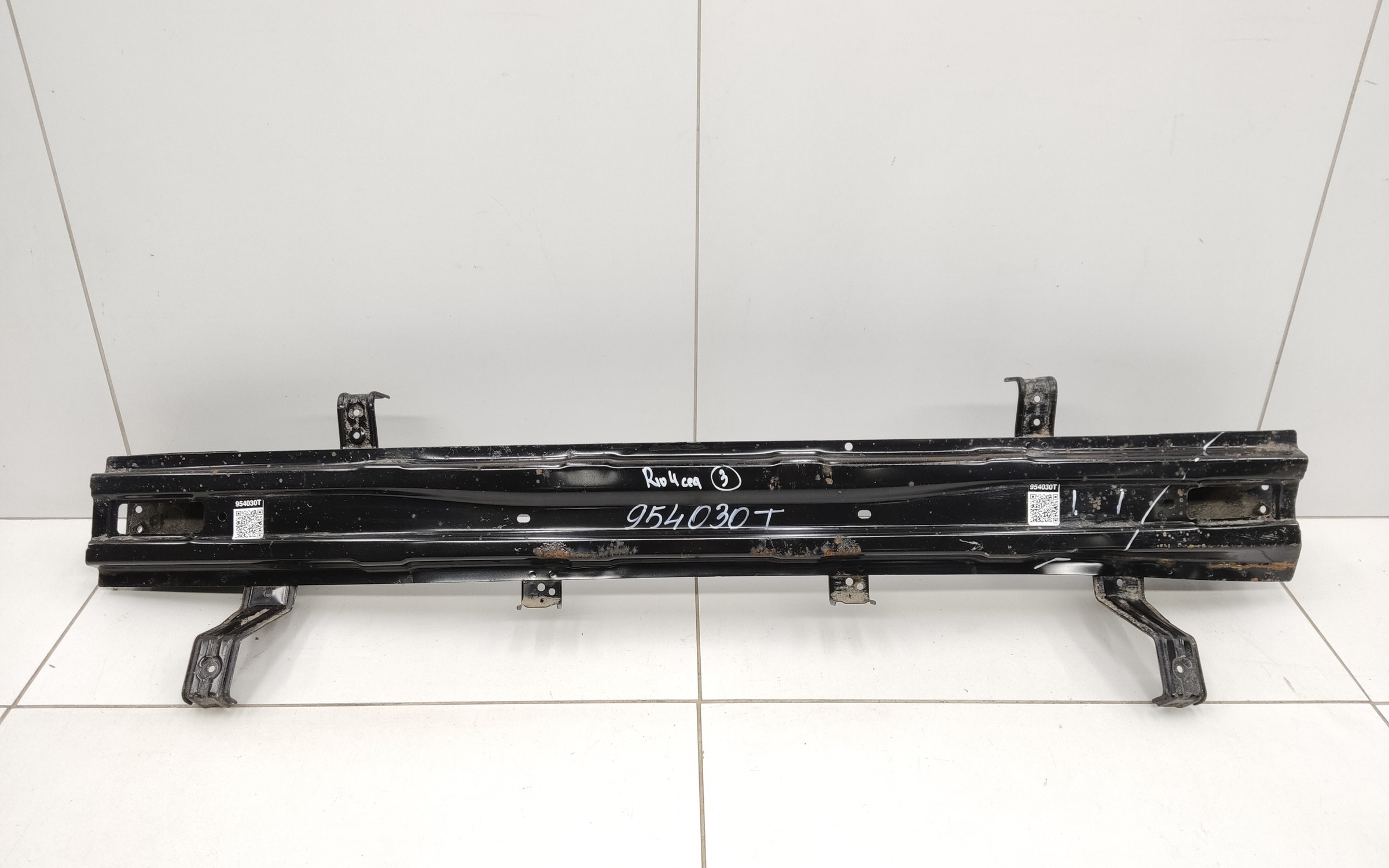 Усилитель заднего бампера Kia Rio 4 Restail