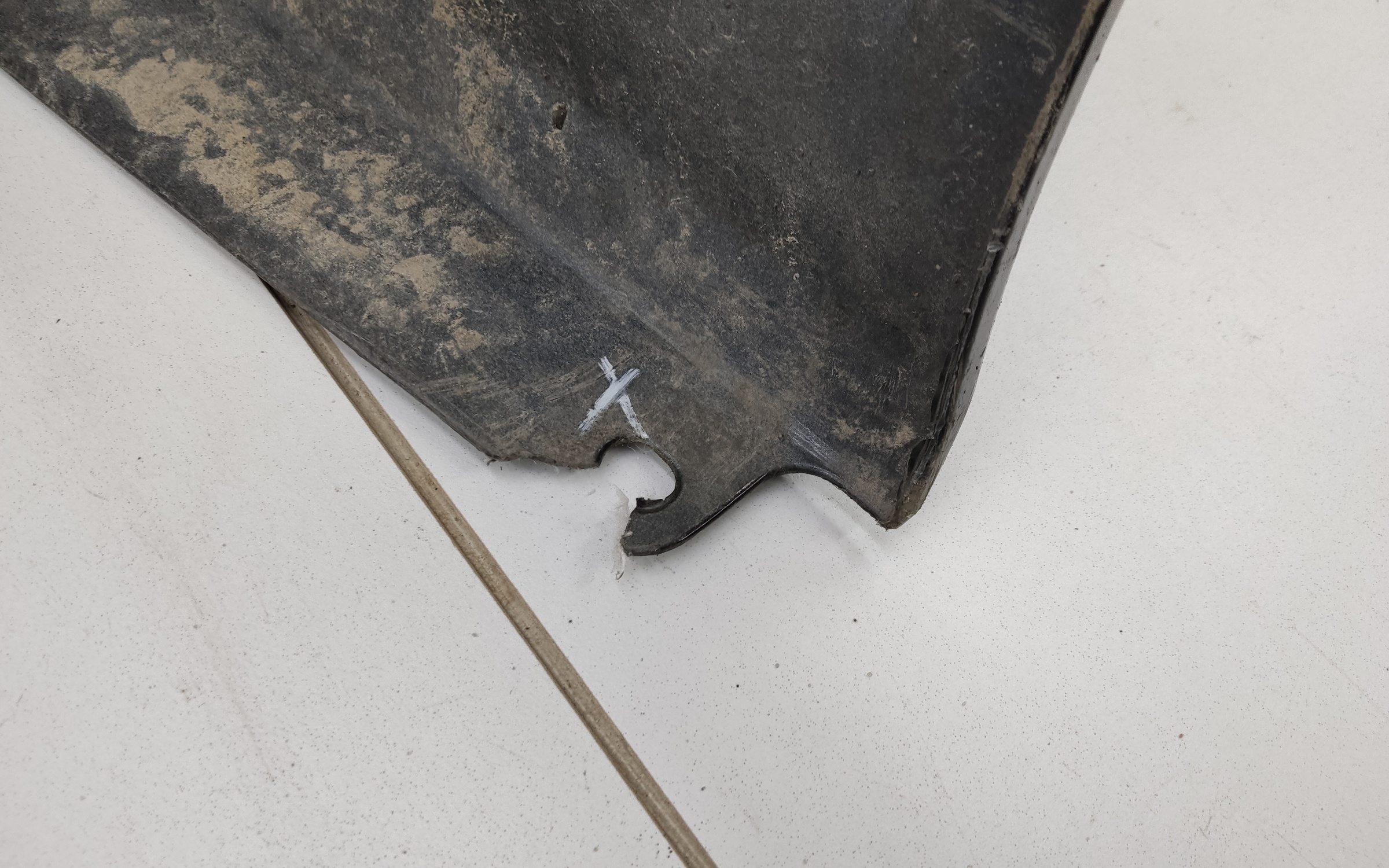 Бампер задний Toyota Camry V70