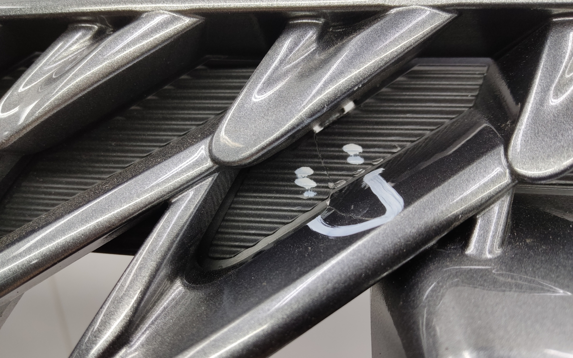 Бампер передний Haval M6 2