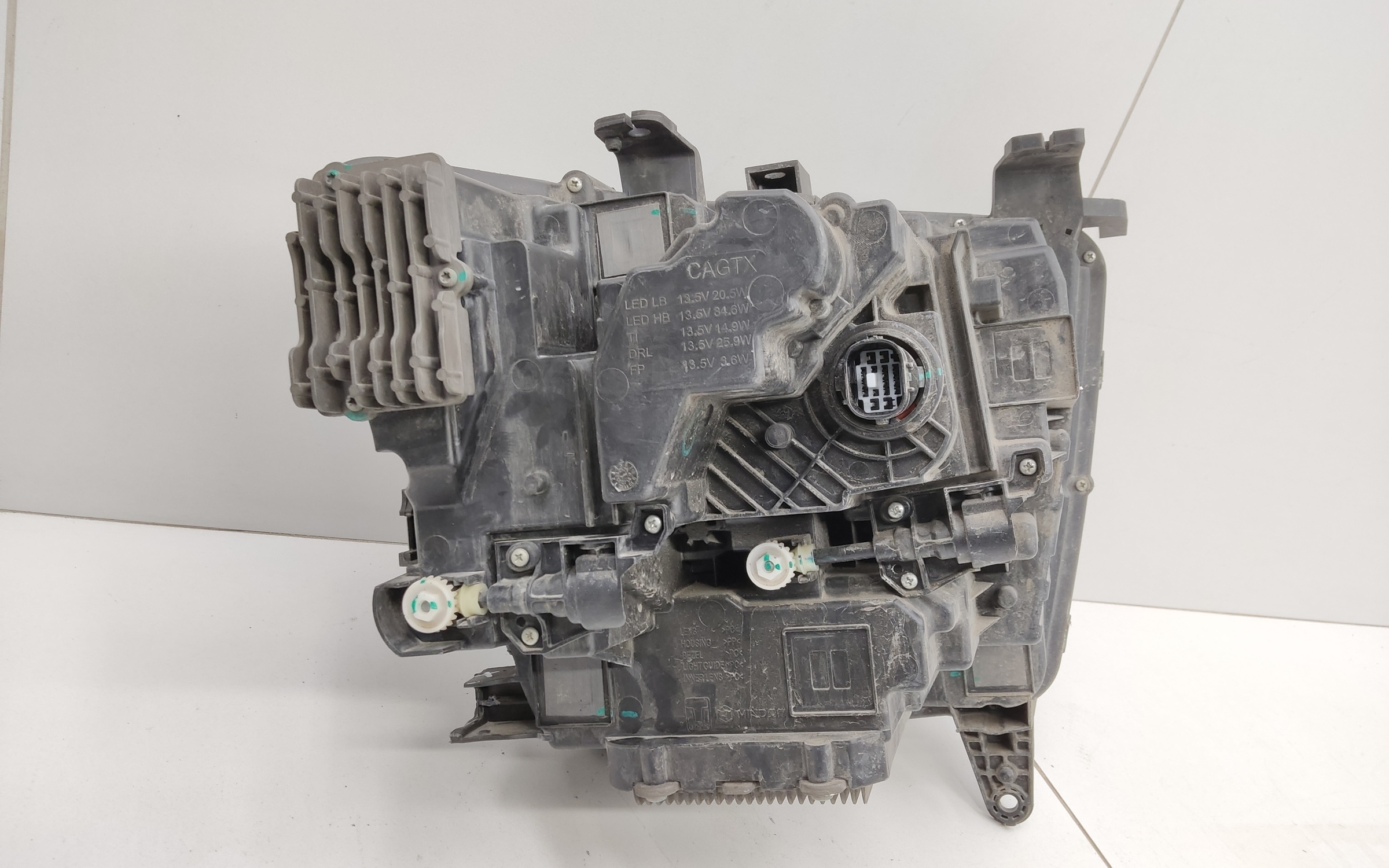 Фара передняя левая Tank 500 LED