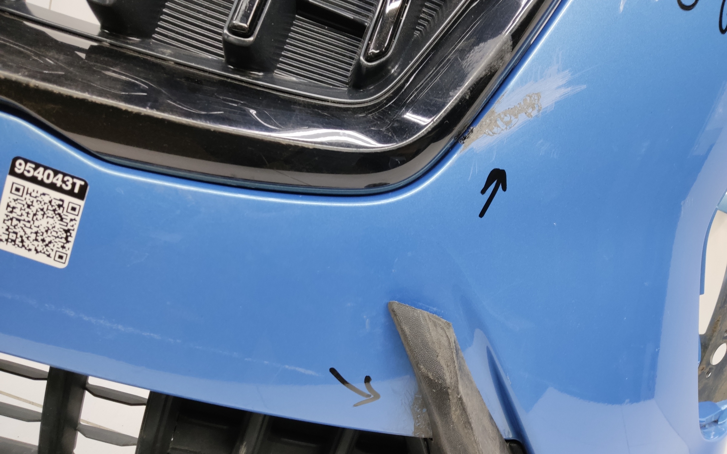 Бампер передний Haval Jolion Restail с отверстиями под накладки