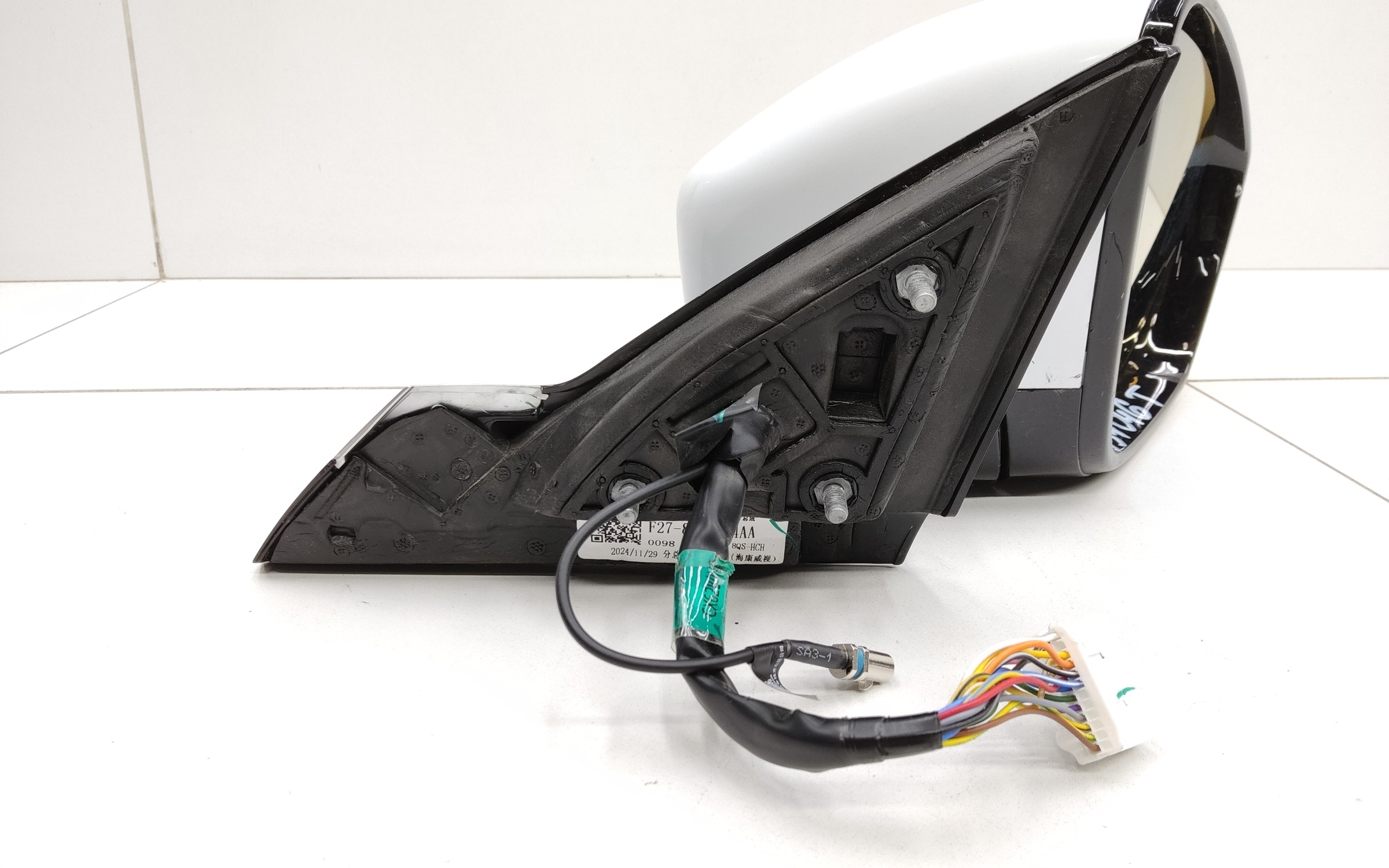 Зеркало правое Jetour X70 Plus Restail 17+1 контактов