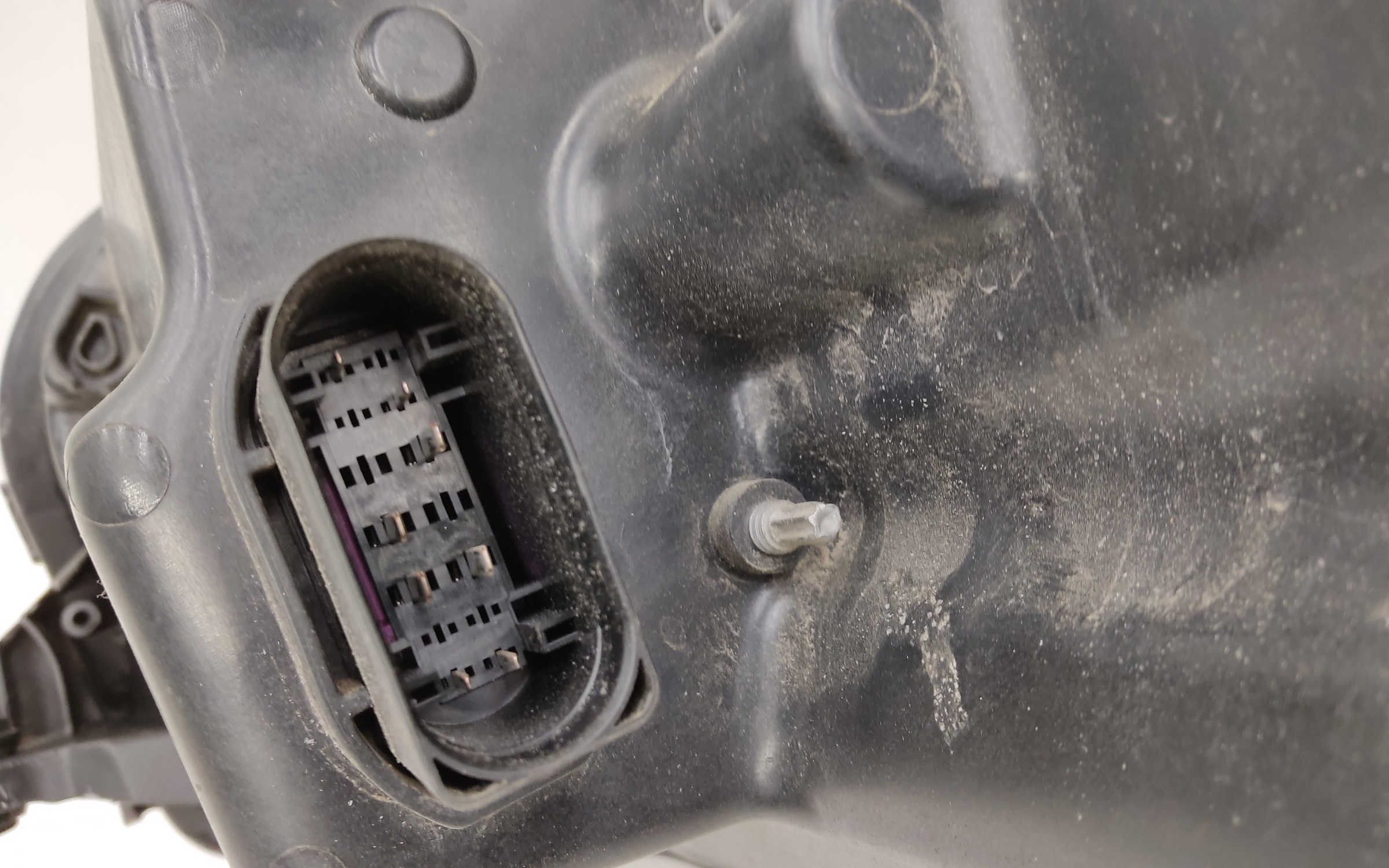 Фара передняя правая Skoda Kodiaq Restail LED