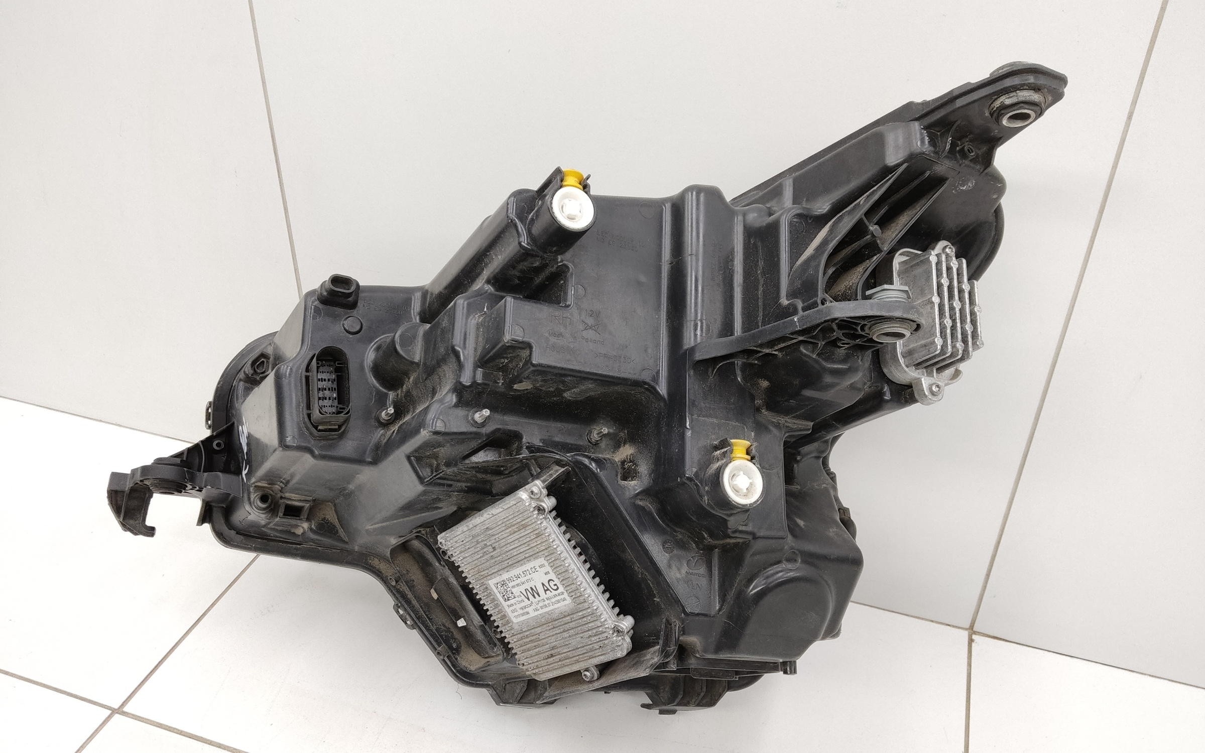 Фара передняя правая Skoda Kodiaq Restail LED