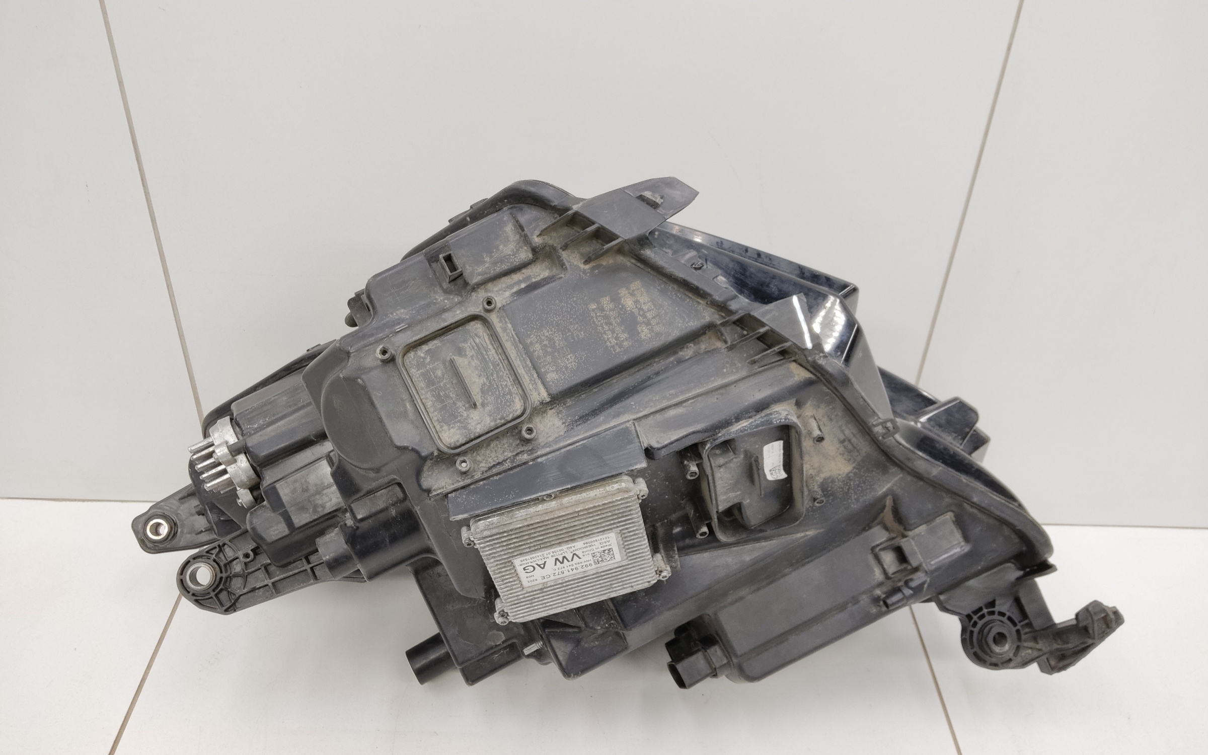 Фара передняя правая Skoda Kodiaq Restail LED