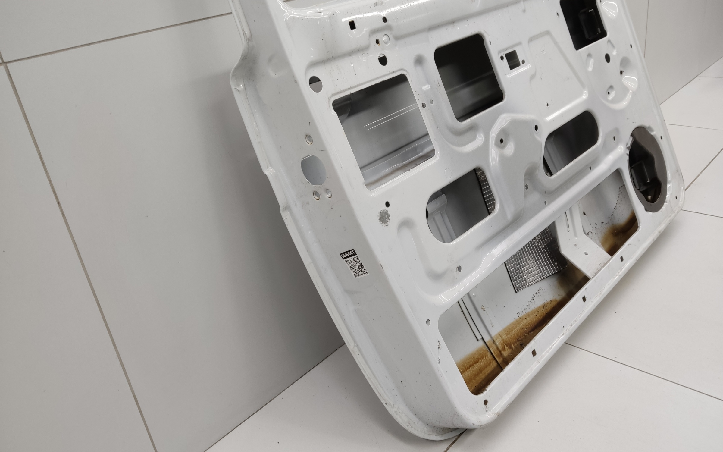 Дверь передняя левая Niva 2121