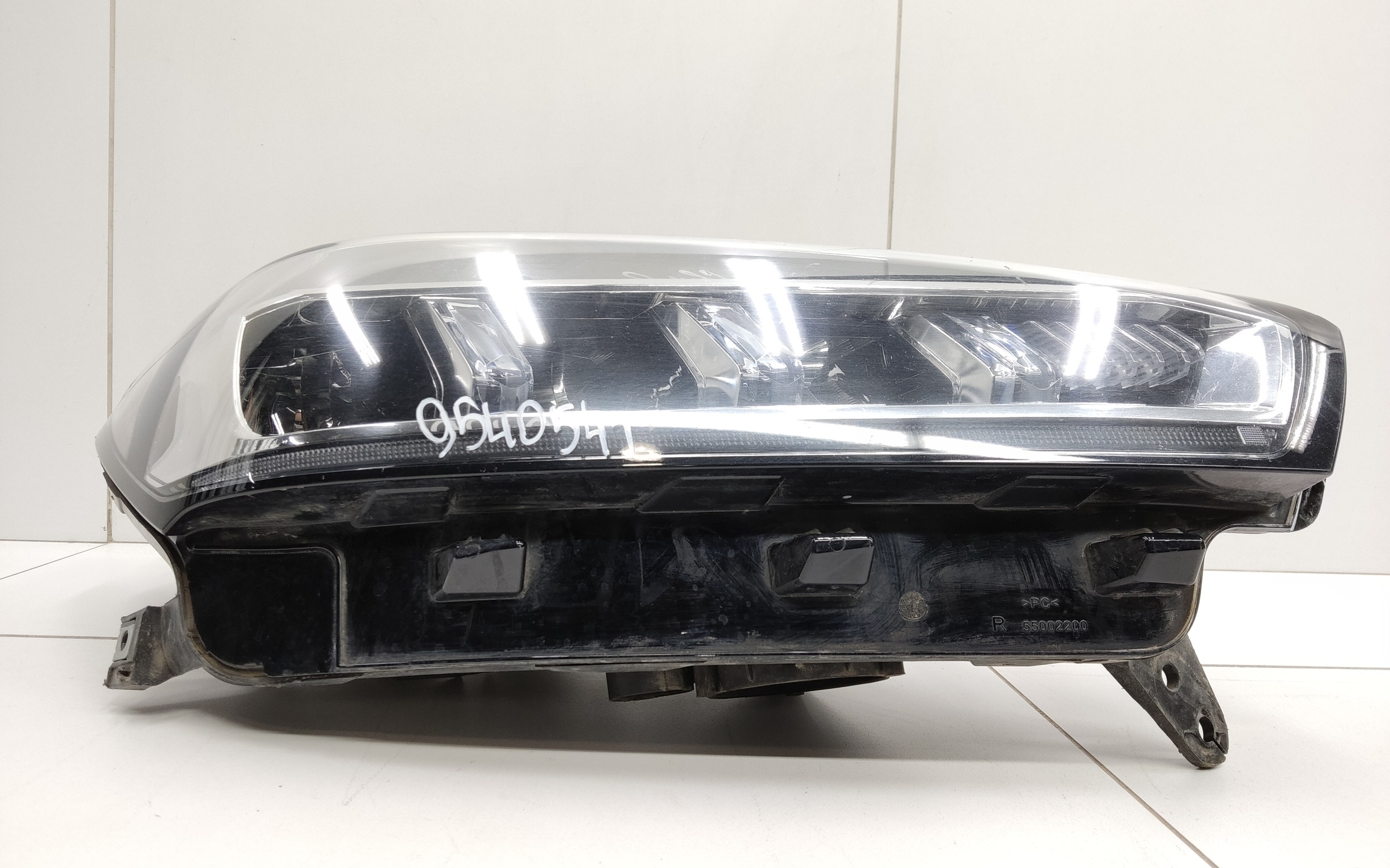 Фара передняя правая Chery Tiggo 7 Pro LED